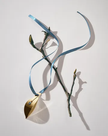 Enfeite de Páscoa ovo Spring 2025 - Aço inoxidável banhado a ouro - Georg Jensen