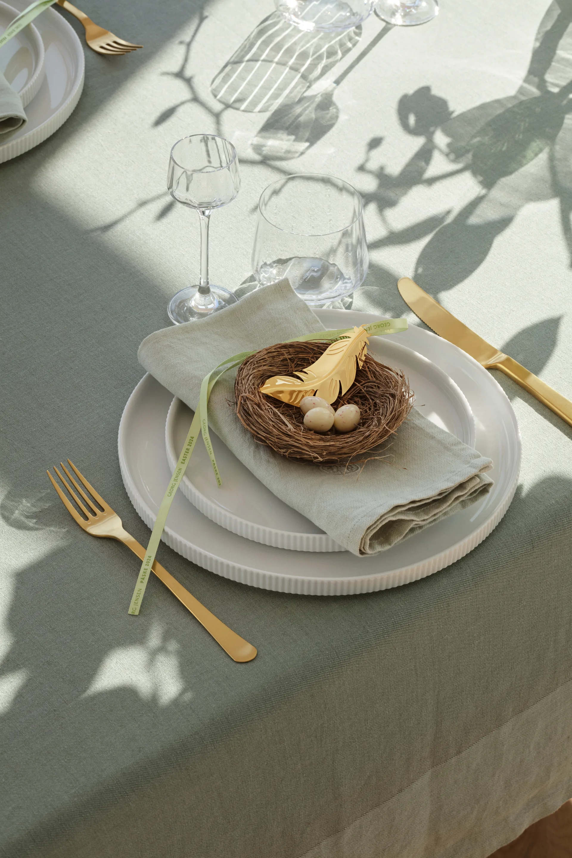 Georg Jensen pingente de pena de Páscoa 2024, Banho de Ouro 18 K Georg Jensen