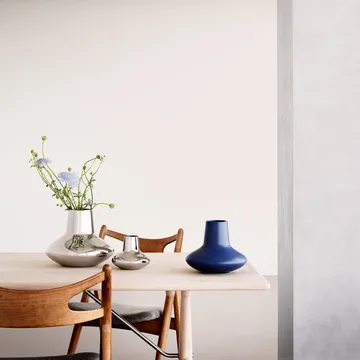 Vaso de aço inoxidável Henning Koppel - pequeno, 12,4 cm - Georg Jensen