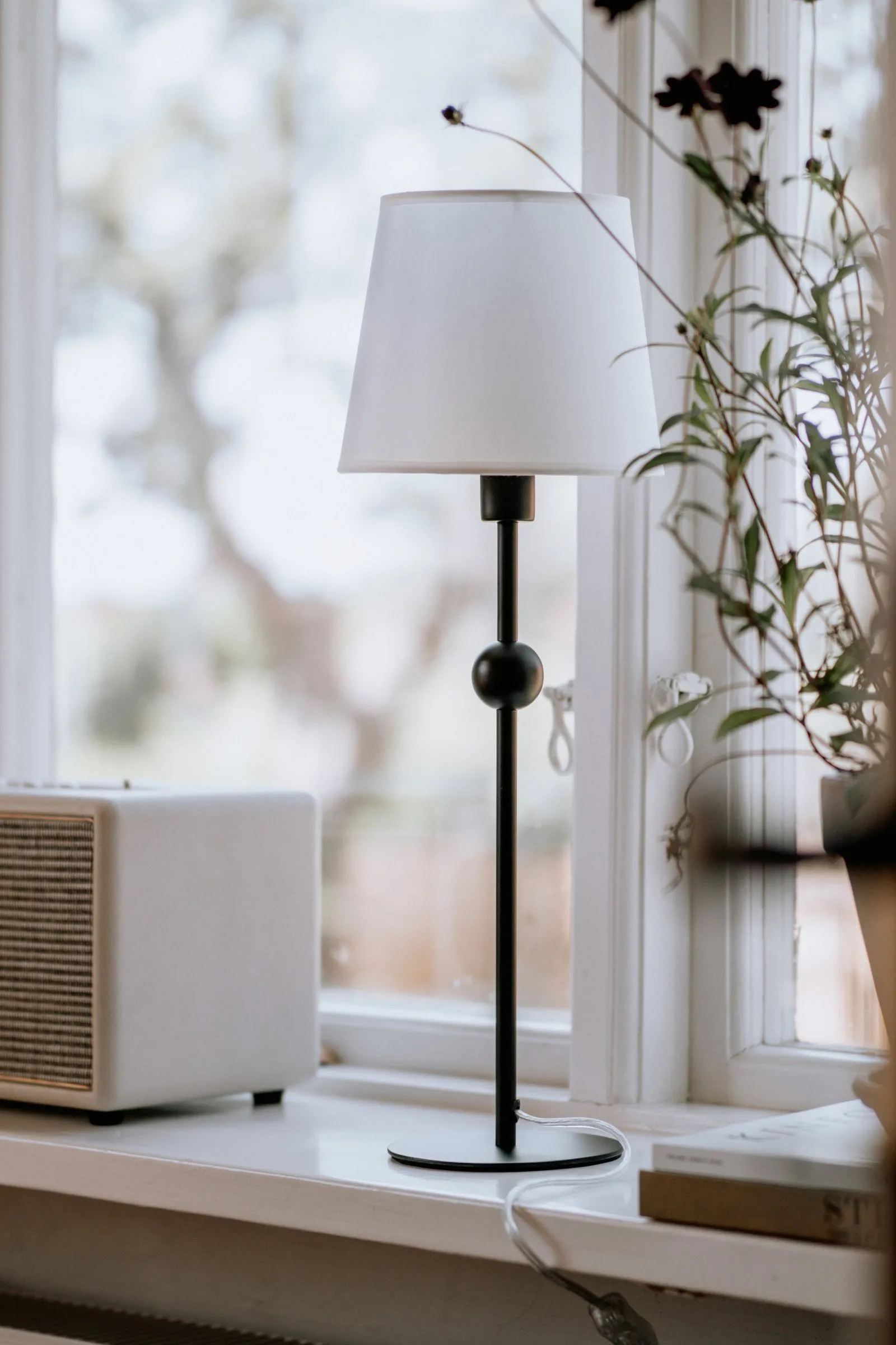 Base de candeeiro Astrid, Preto Globen Lighting