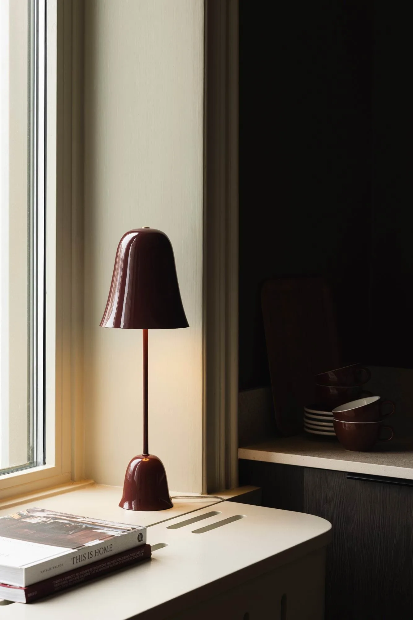 Blåklockan candeeiro de mesa, Winröd (vermelho), Ø16xA50 cm Globen Lighting