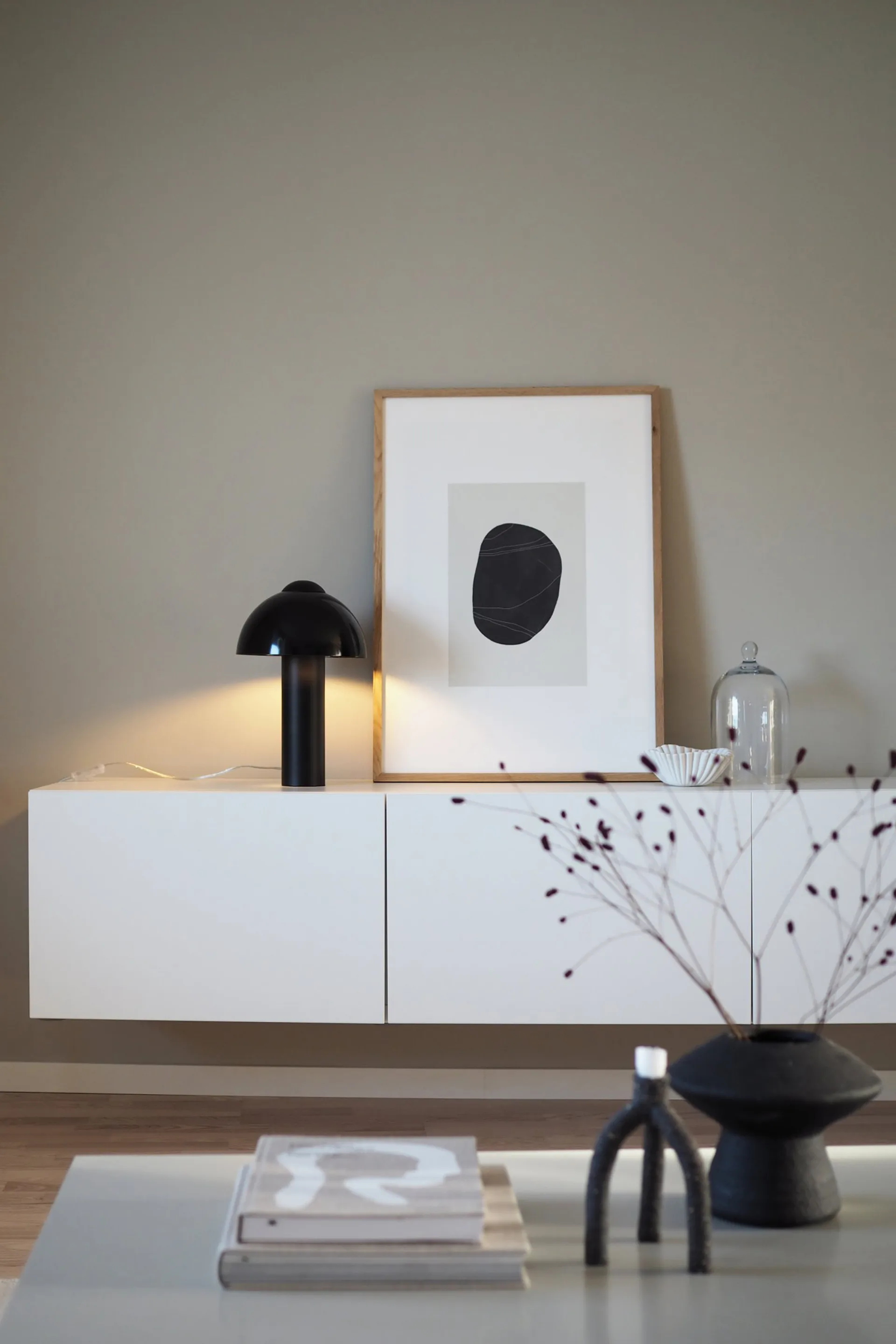 Buddy 23 candeeiro de mesa 36 cm, Preto Globen Lighting