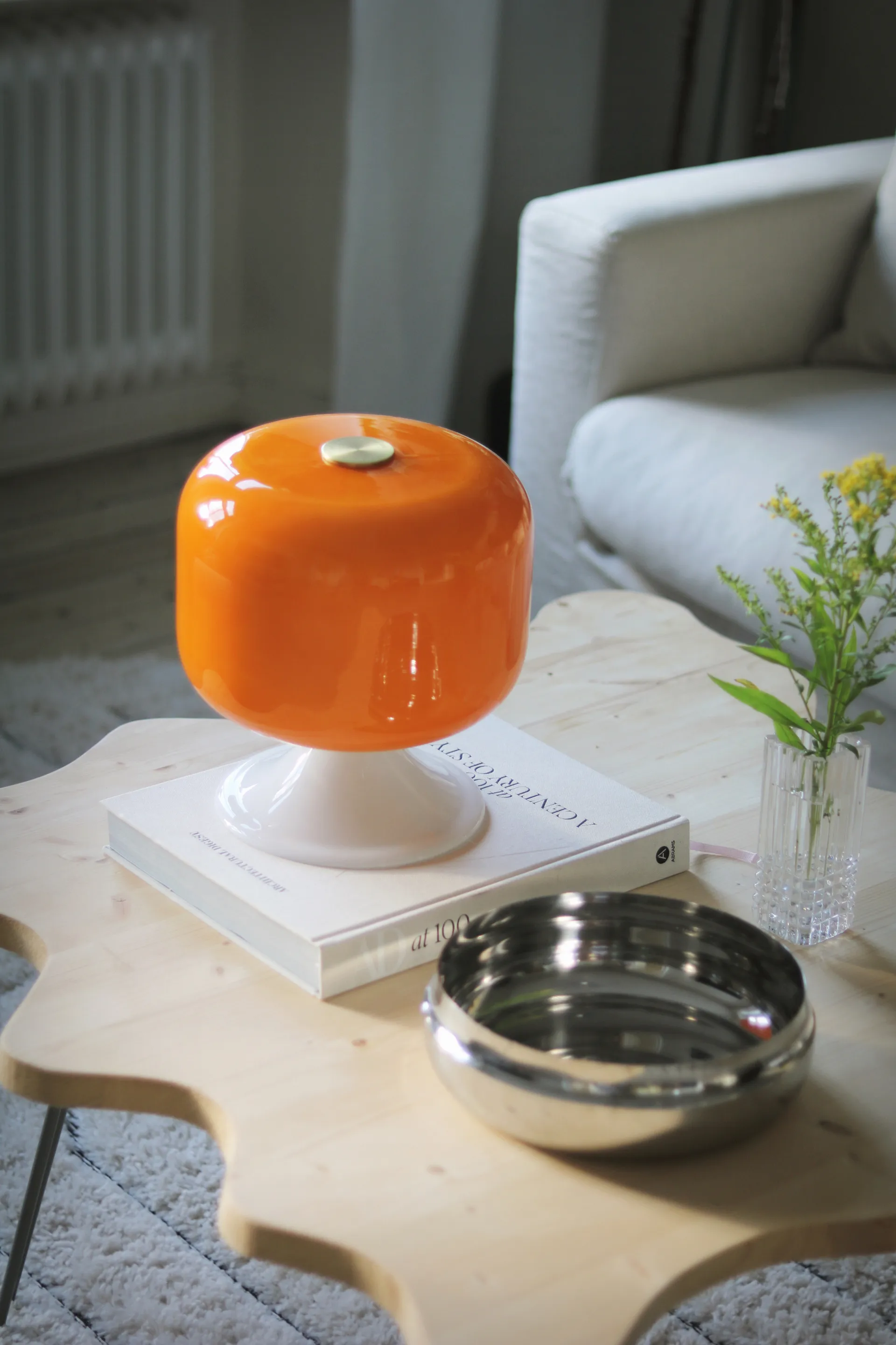 Candeeiro de mesa Bullen 25, Laranja Globen Lighting