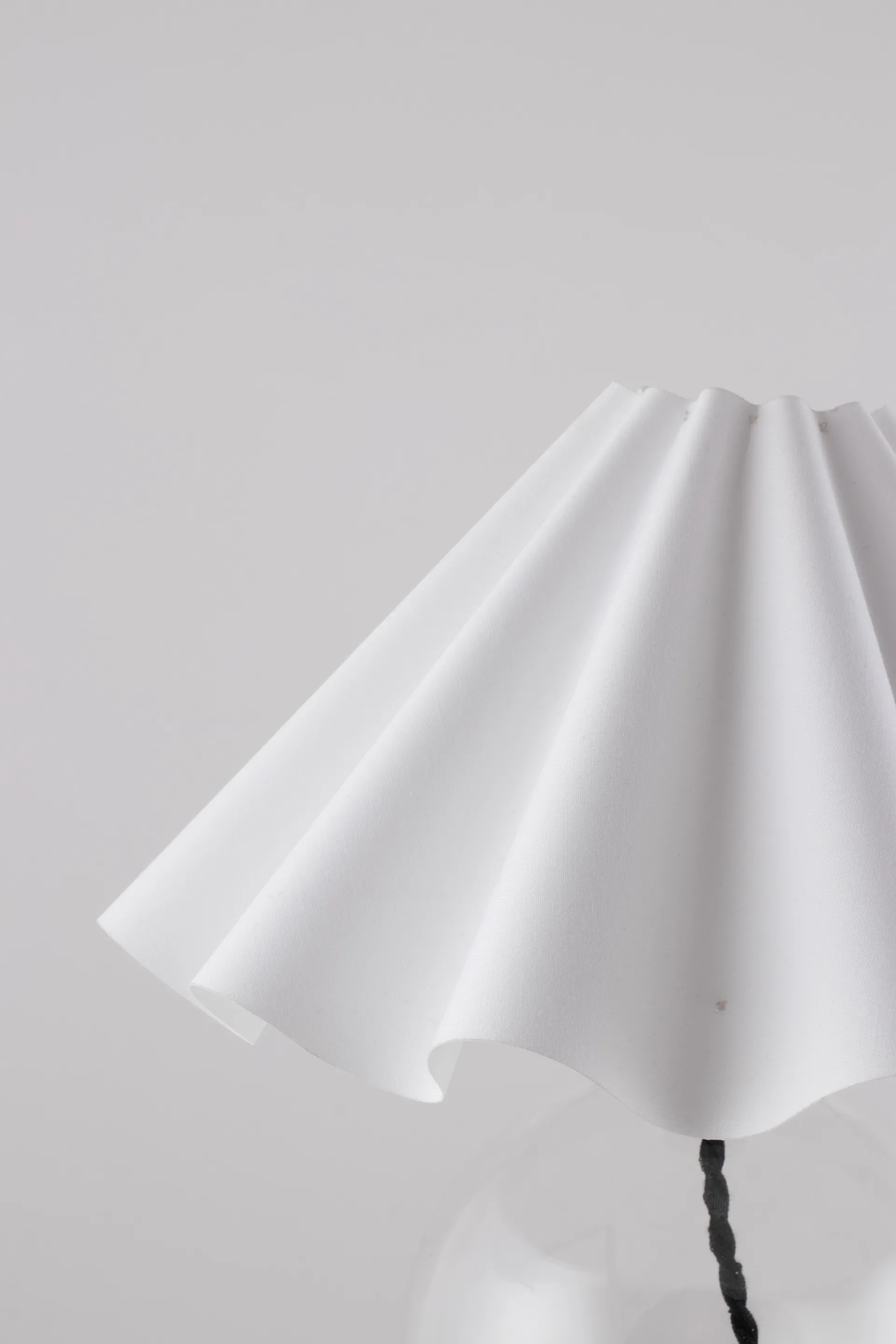 Candeeiro de mesa Judith Ø30 cm, Transparente branco Globen Lighting