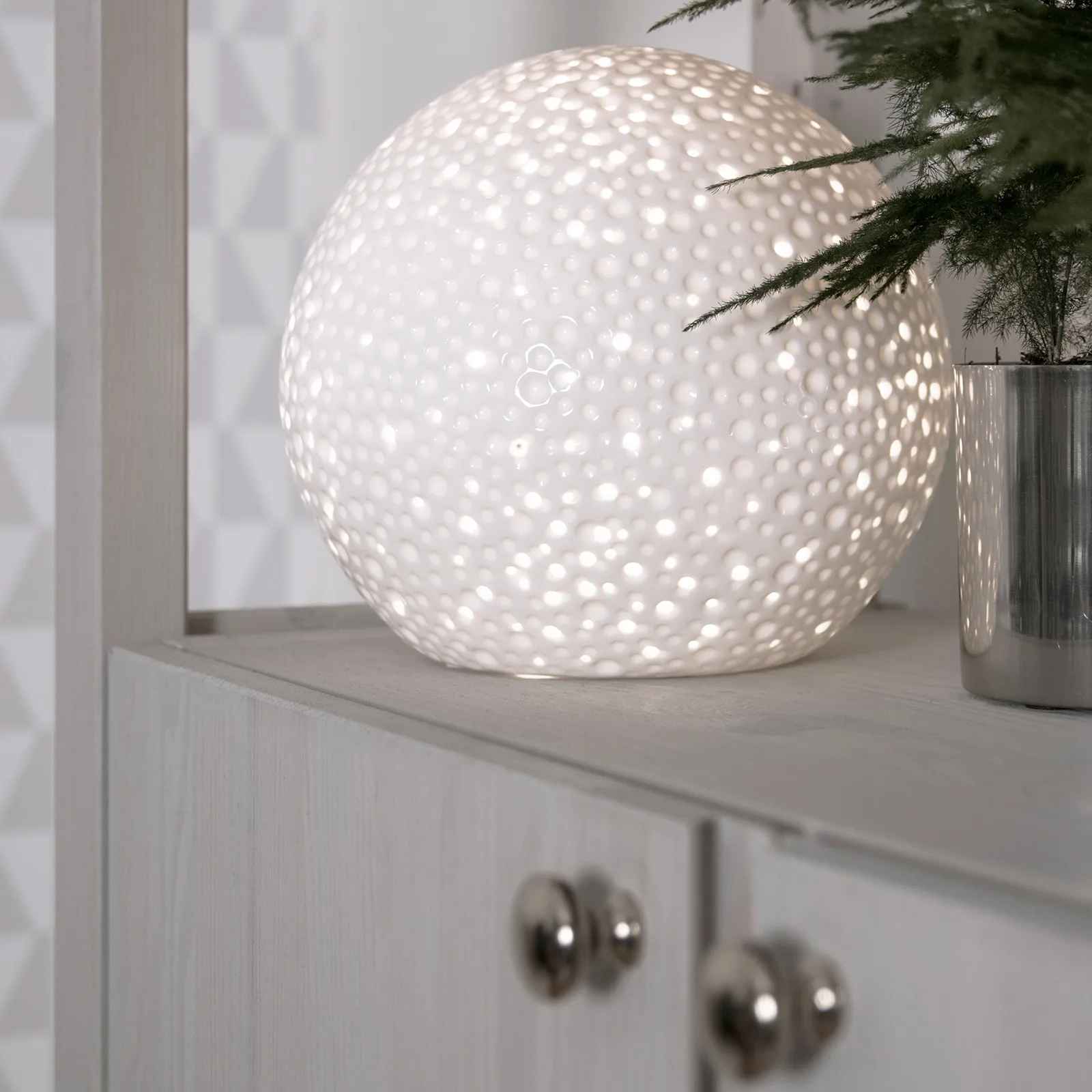 Candeeiro de mesa Moonlight XL 21 cm, branco Globen Lighting