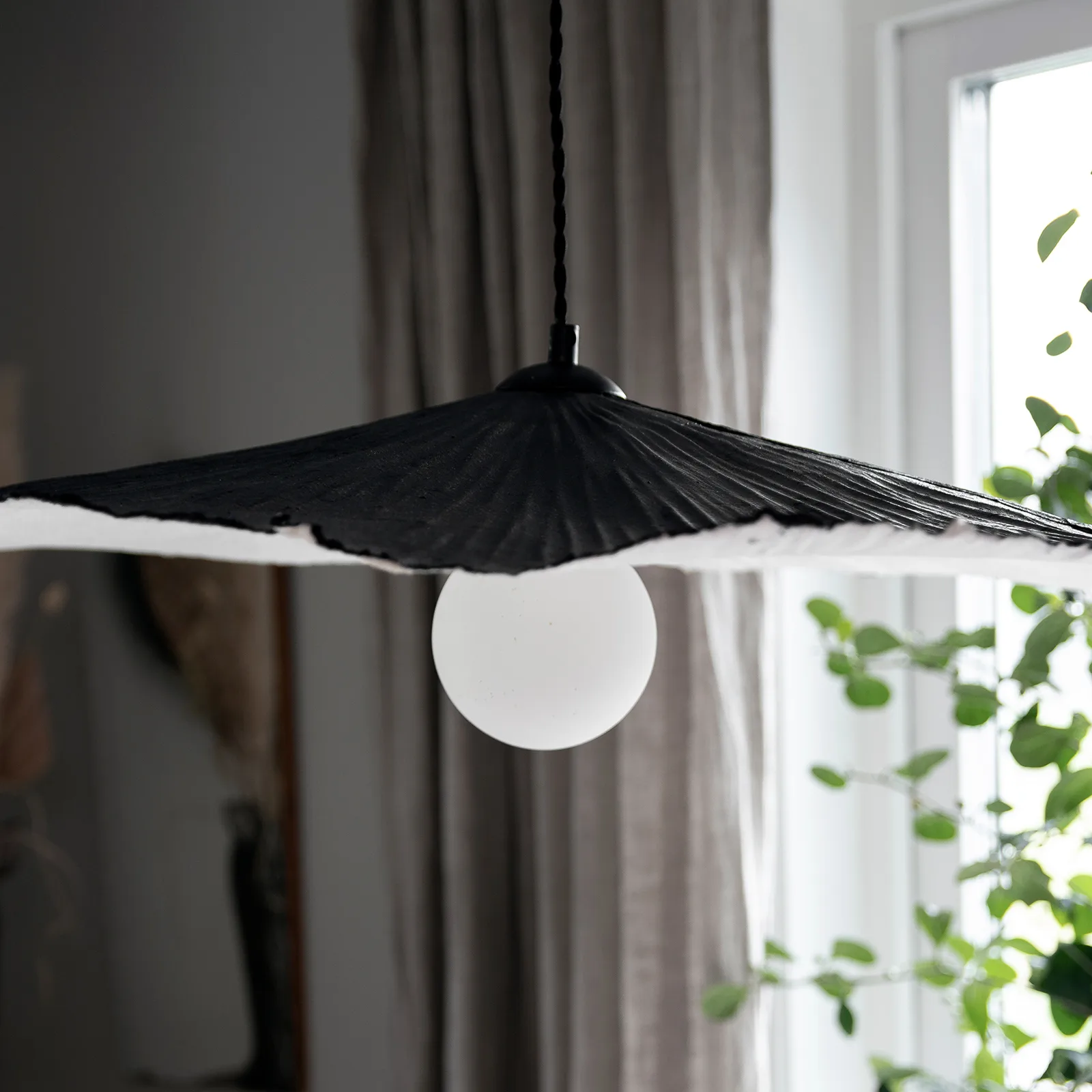 Candeeiro suspenso Tropez 82 cm, Preto Globen Lighting