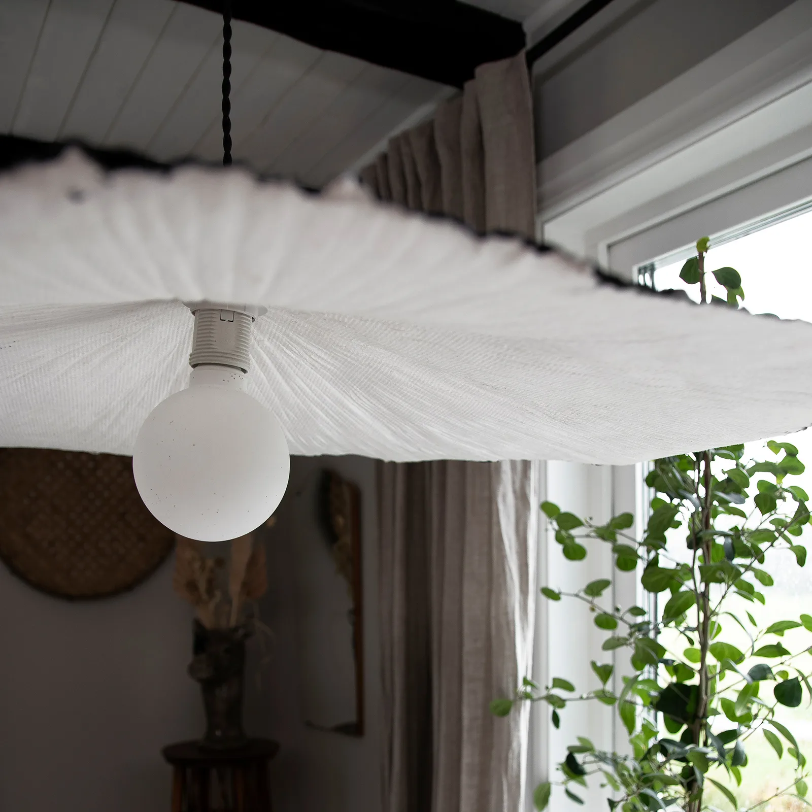 Candeeiro suspenso Tropez 82 cm, Preto Globen Lighting
