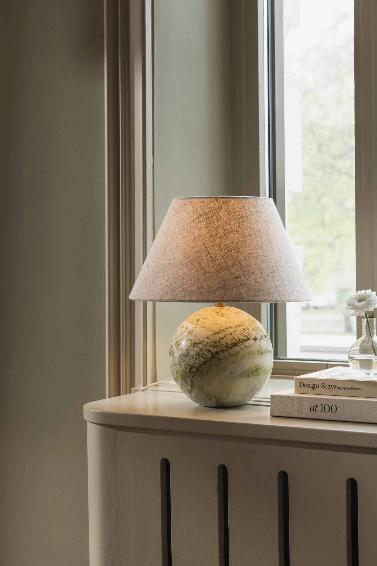 Castello 35 candeeiro de mesa, Mármore verde-claro Globen Lighting