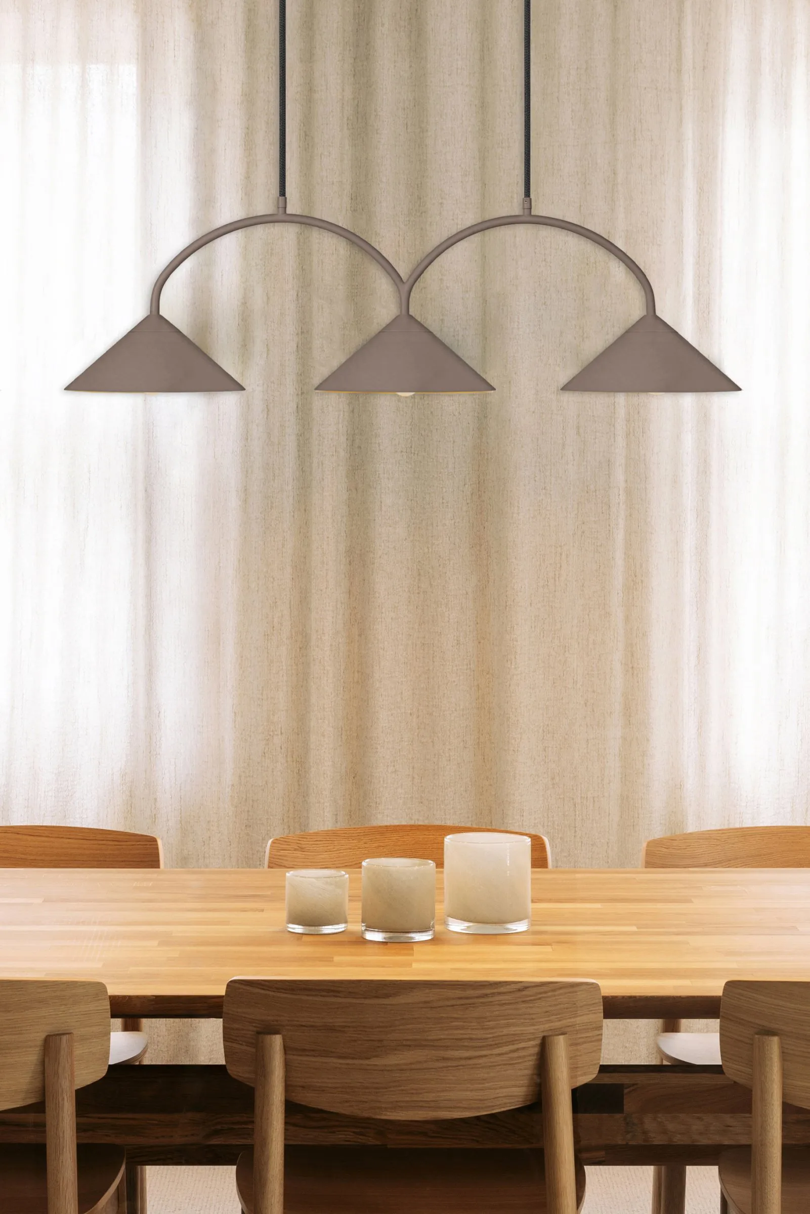 Curve candeeiro suspenso 3, Mocha Globen Lighting