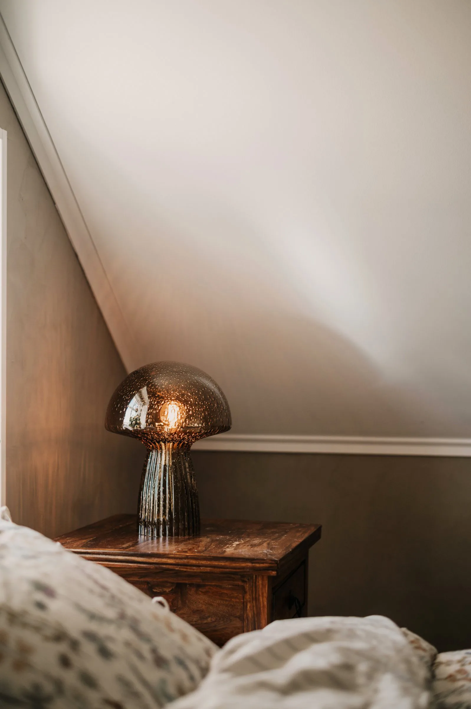 Fungo candeeiro de mesa - edição limitada, Ø22 cm H30 cm Globen Lighting