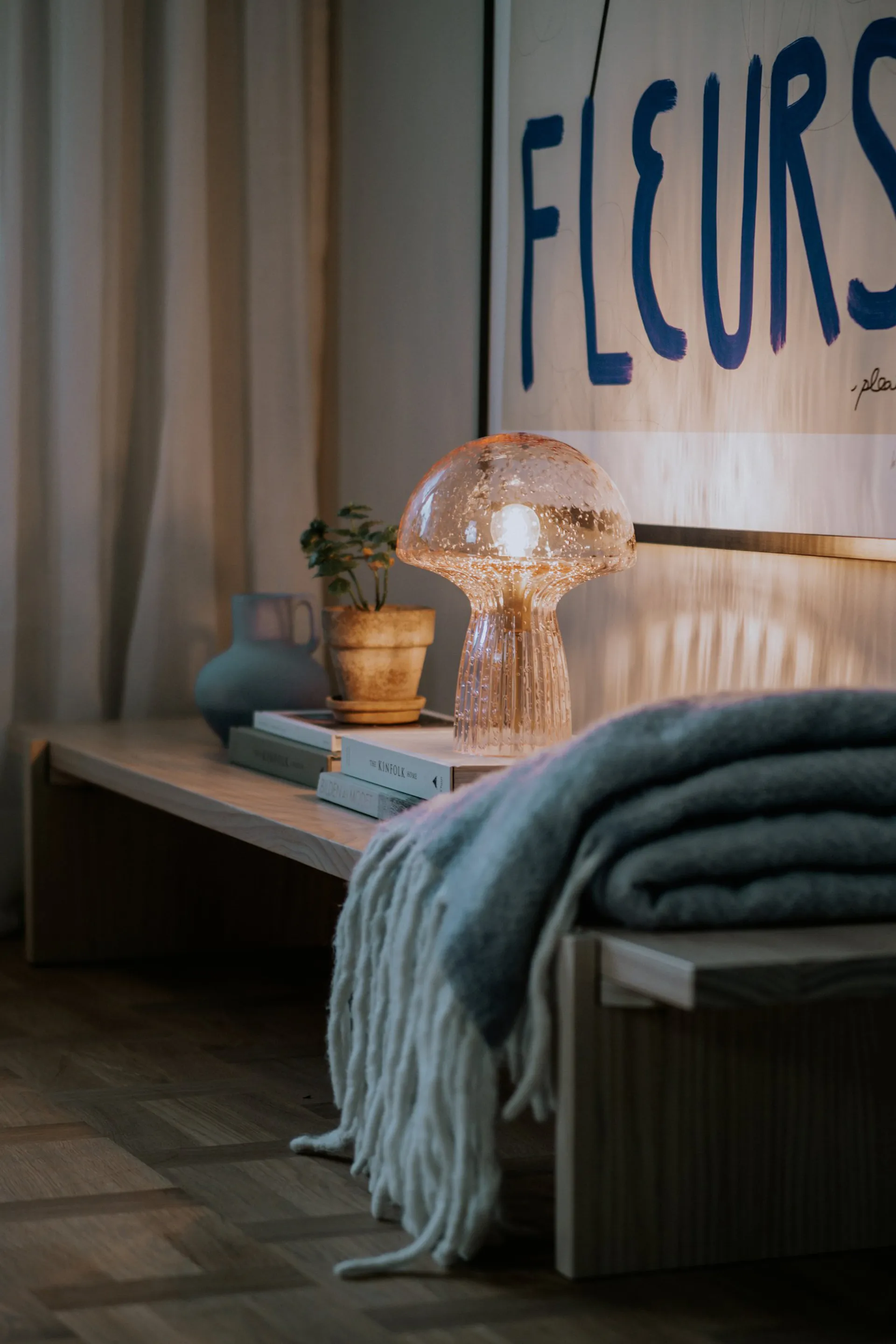 Fungo candeeiro de mesa edição limitada rosa, 30 cm Globen Lighting