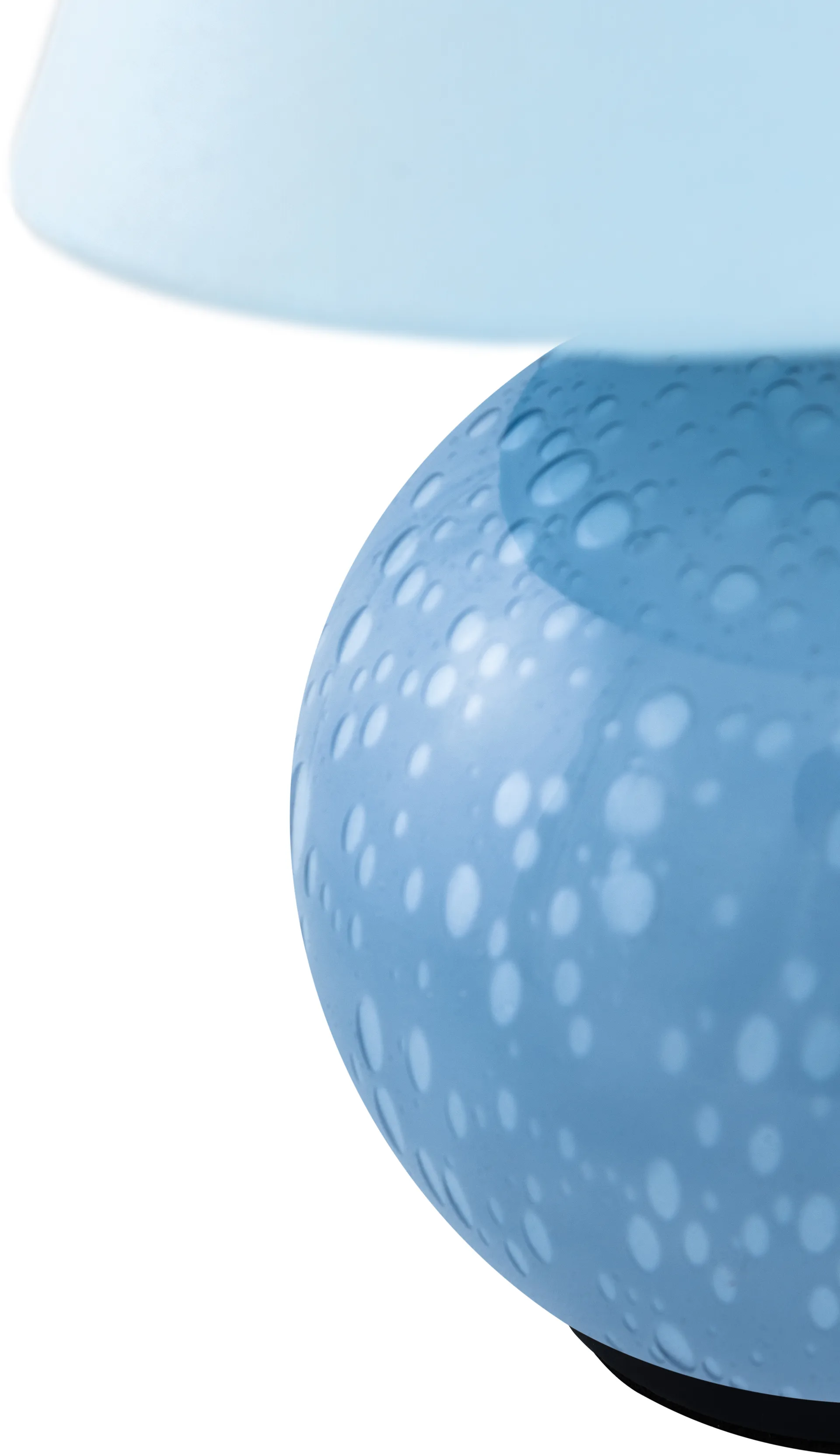 Iris 16 candeeiro de mesa portátil, Azul-pomba Globen Lighting