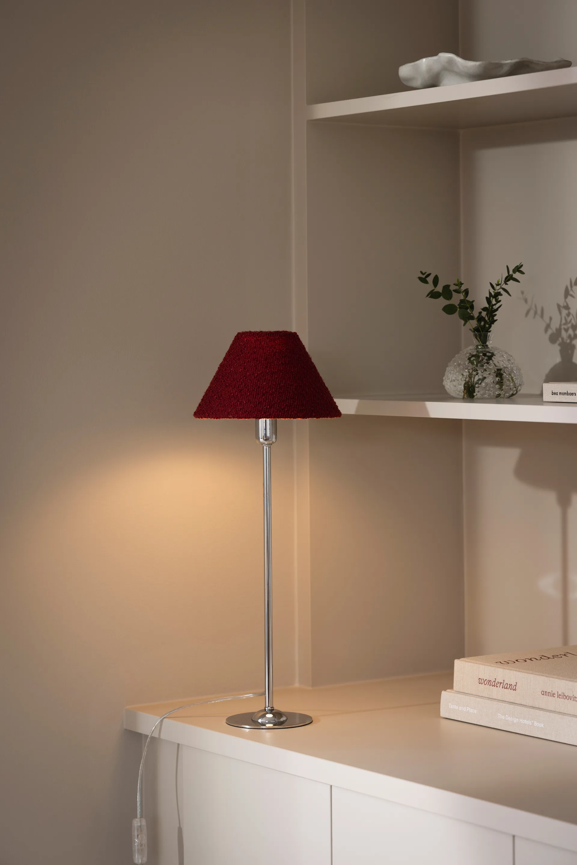 Iris 20 abajur, Bouclé borgonha Globen Lighting