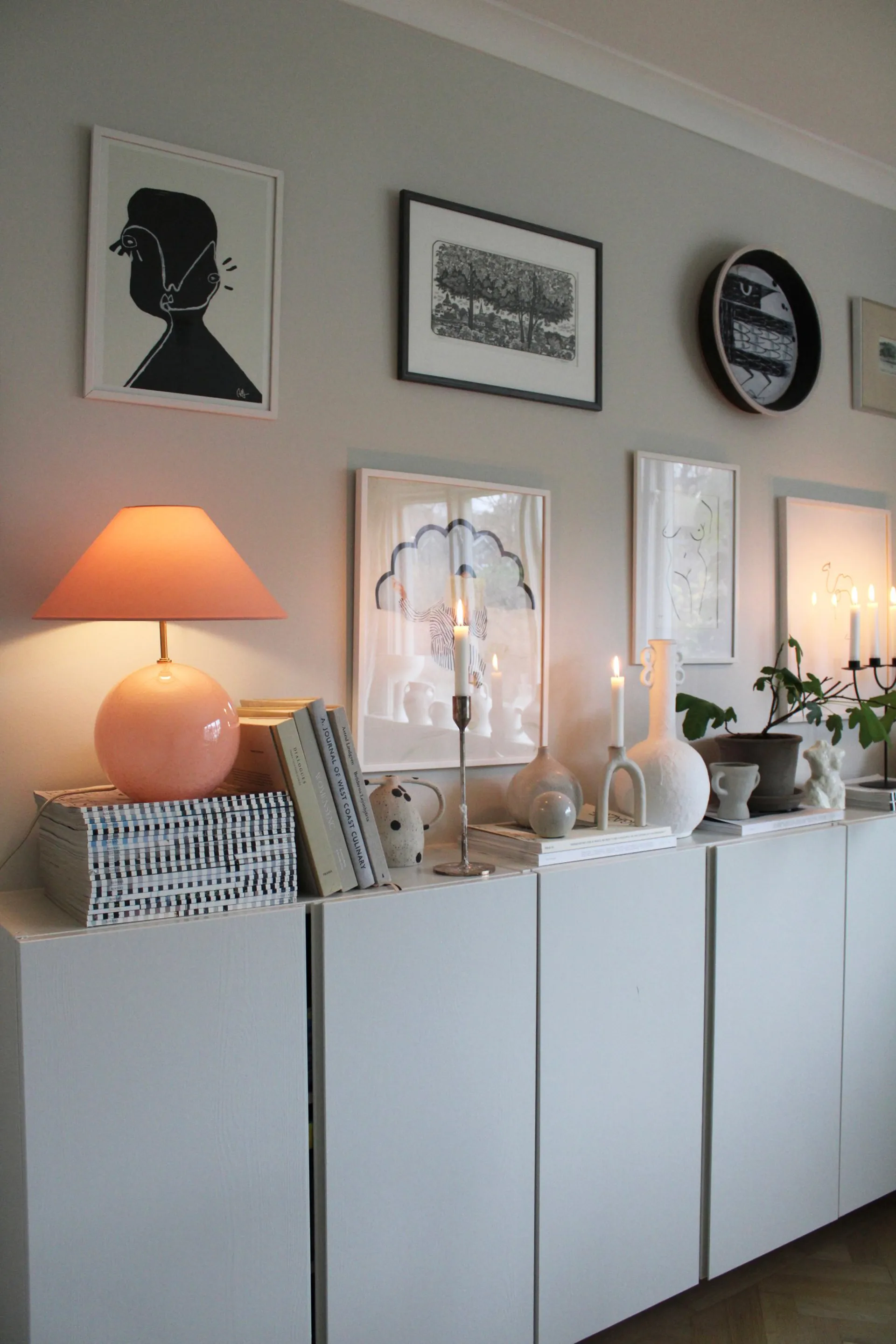 Iris 35 candeeiro de mesa 39 cm, Blush Globen Lighting