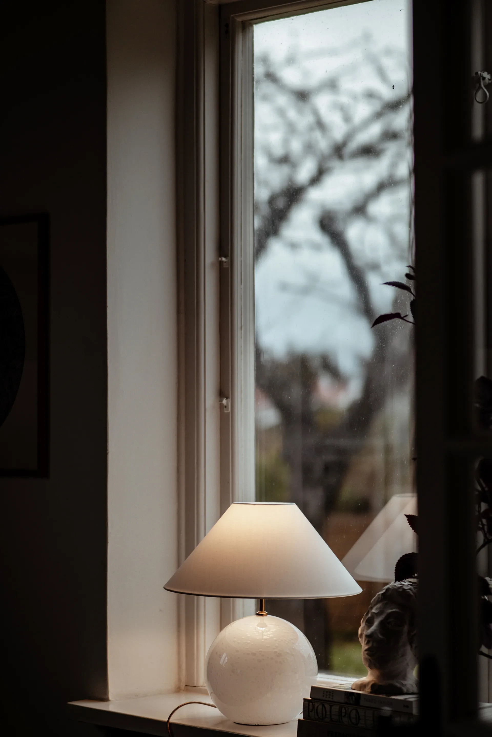 Iris 35 candeeiro de mesa 39 cm, Branco Globen Lighting