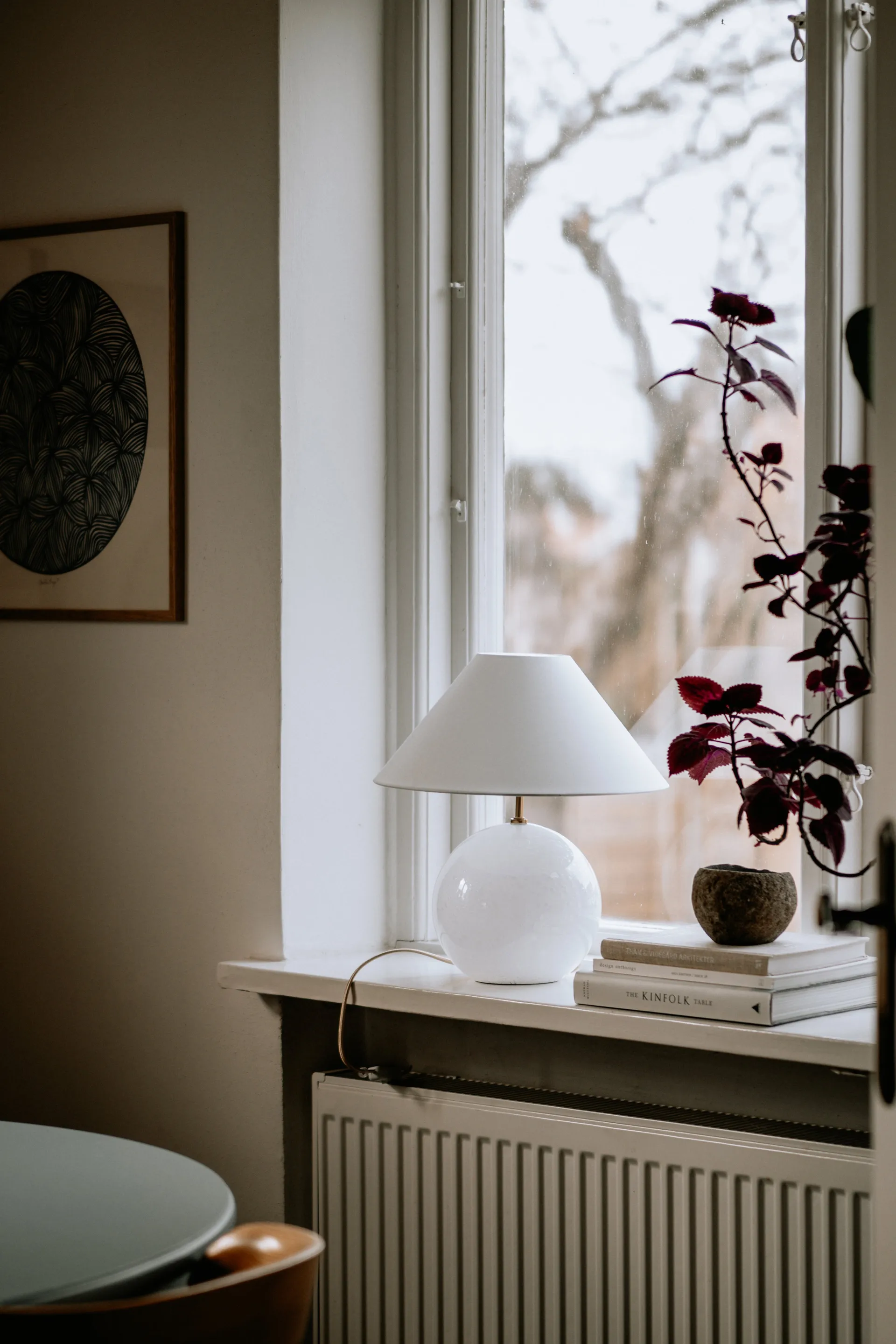 Iris 35 candeeiro de mesa 39 cm, Branco Globen Lighting