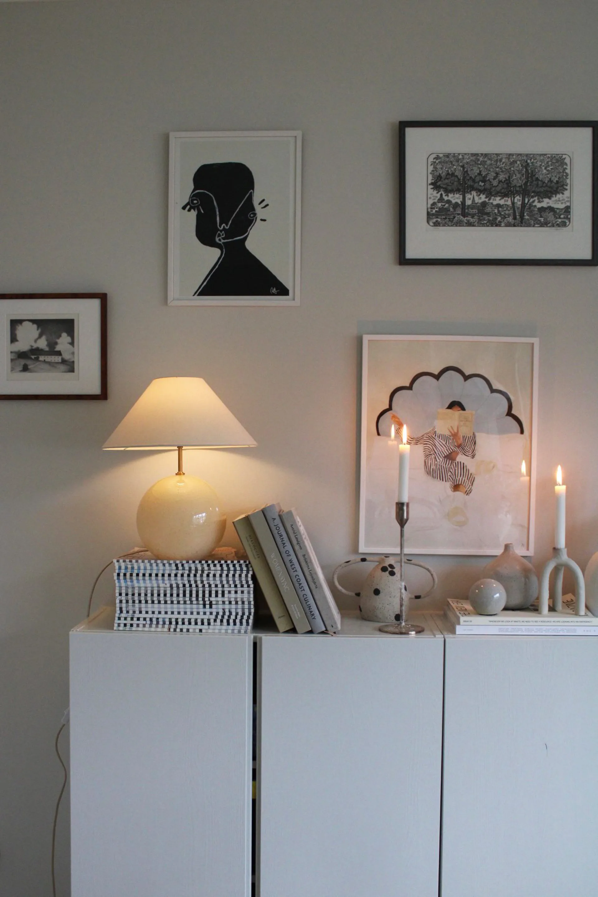 Iris 35 candeeiro de mesa 39 cm, Creme Globen Lighting