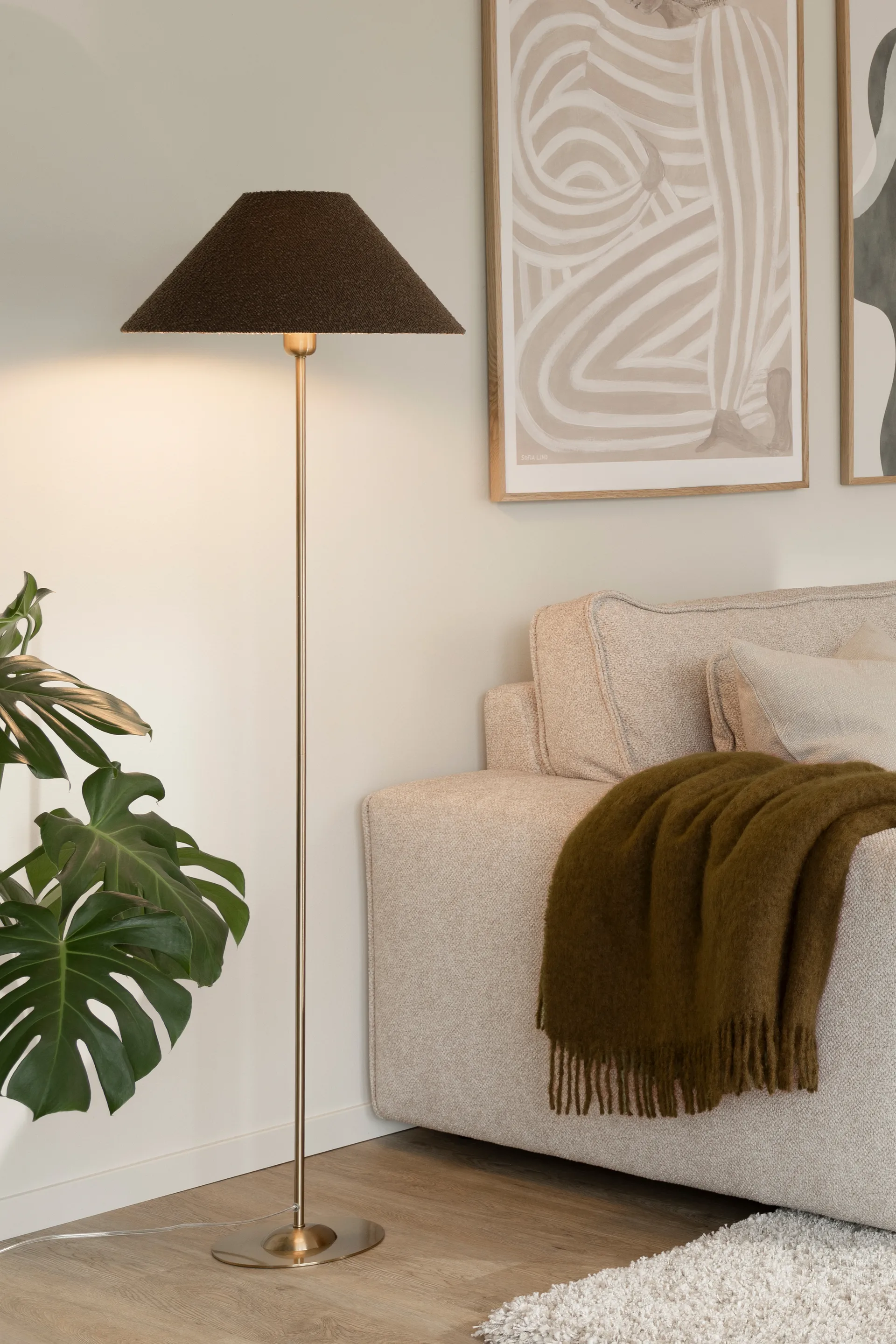 Iris 45 abajur, Bouclé mocha Globen Lighting