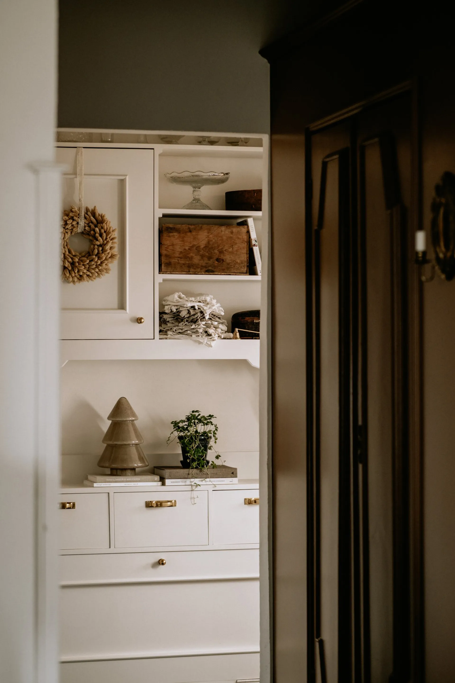 Kvist 20 candeeiro de mesa, Bege Globen Lighting