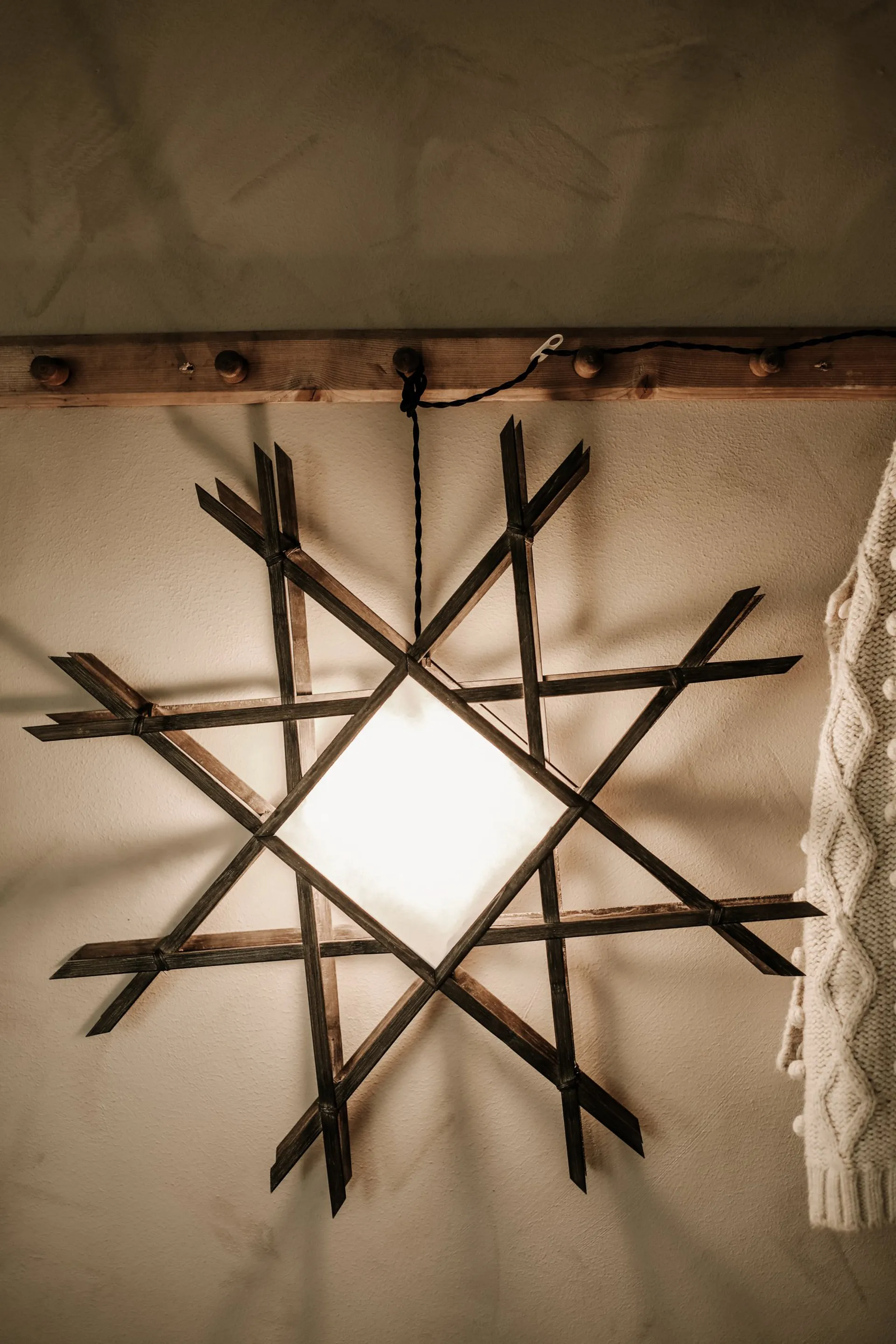  Lea 70 estrela de Natal, Castanho Globen Lighting