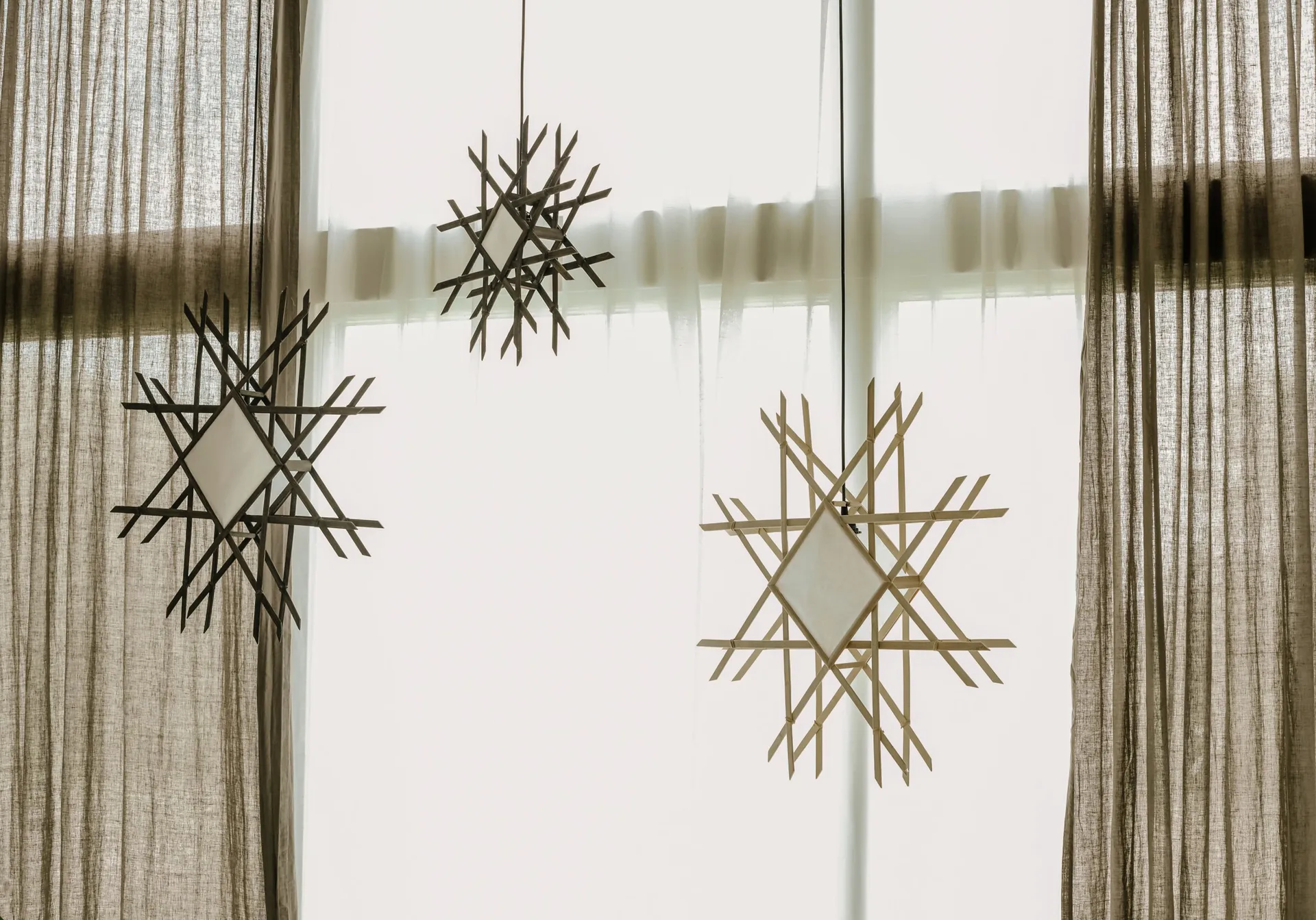  Lea 70 estrela de Natal, Natural Globen Lighting