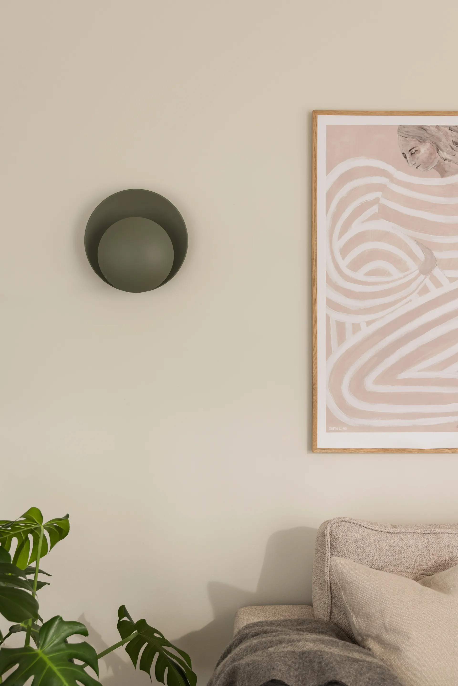 Orbit candeeiro de parede, Verde musgo Globen Lighting