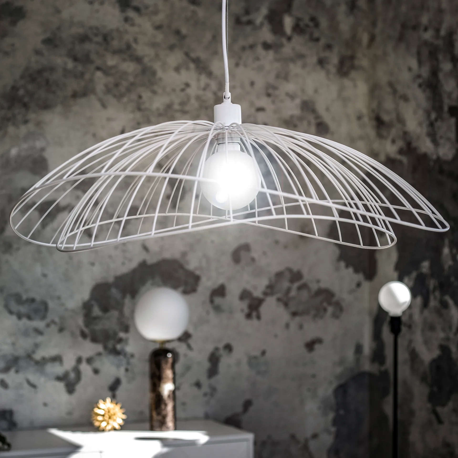Ray candeeiro suspenso  Ø70 cm, branco Globen Lighting