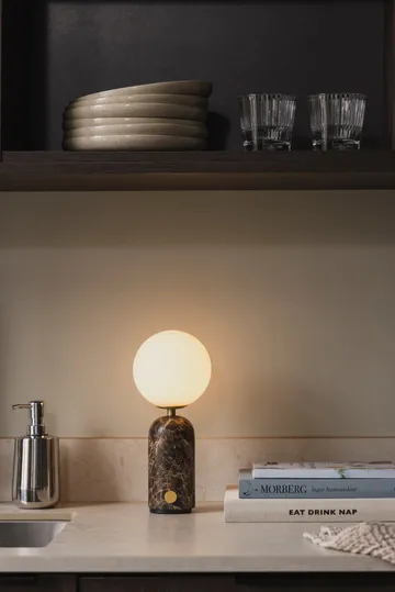 Torrano candeeiro de mesa portátil - Mármore castanho, 27,5 cm - Globen Lighting