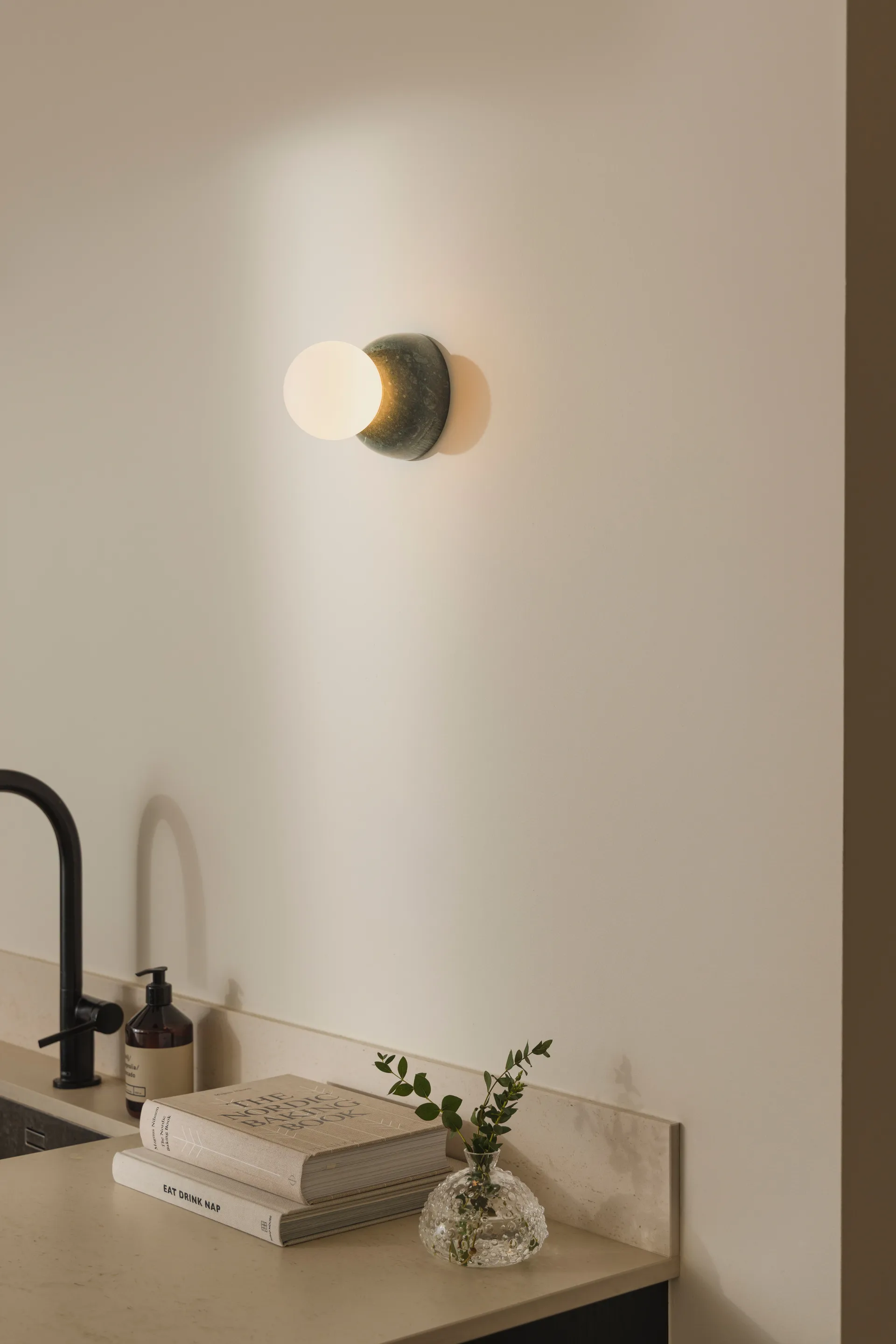 Torrano candeeiro de teto/plafon 13 cm, Mármore verde escuro Globen Lighting