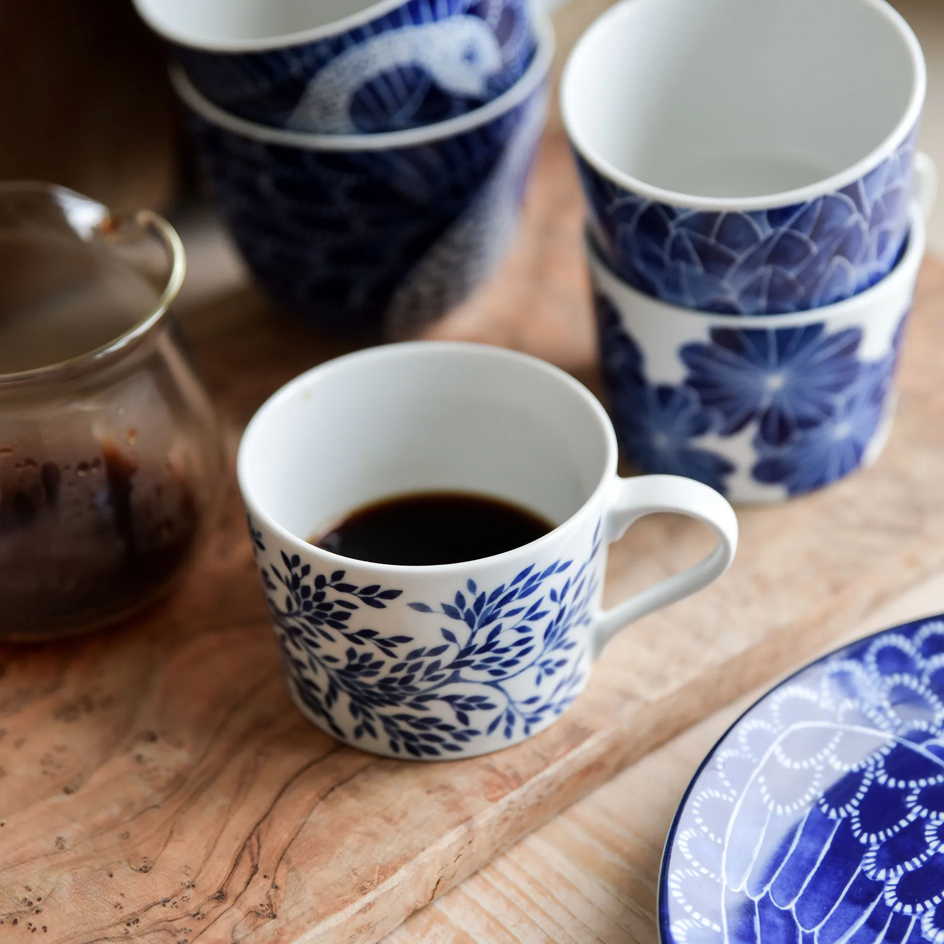 Chávena Botanica com pega , Myrtle Götefors Porslin