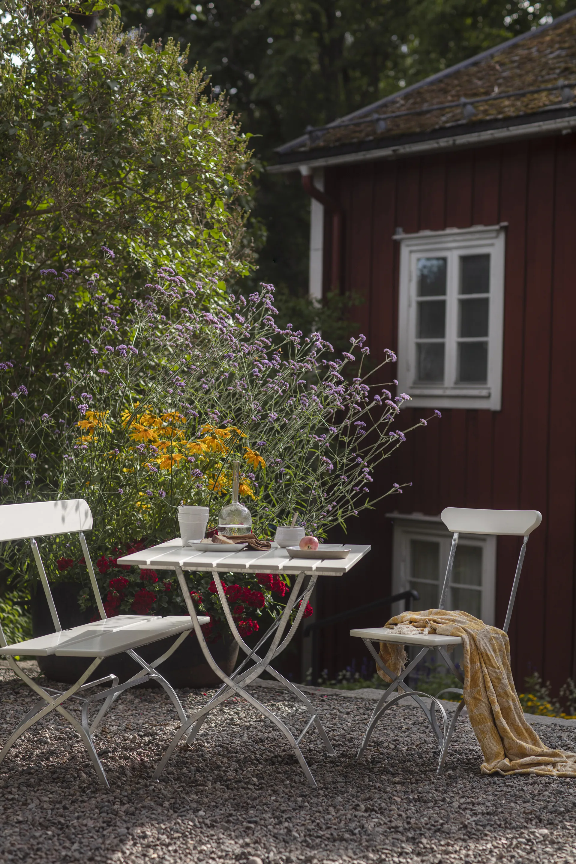 Mesa Brewery, Carvalho laqueado branco- galvanizado à quente Grythyttan Stålmöbler