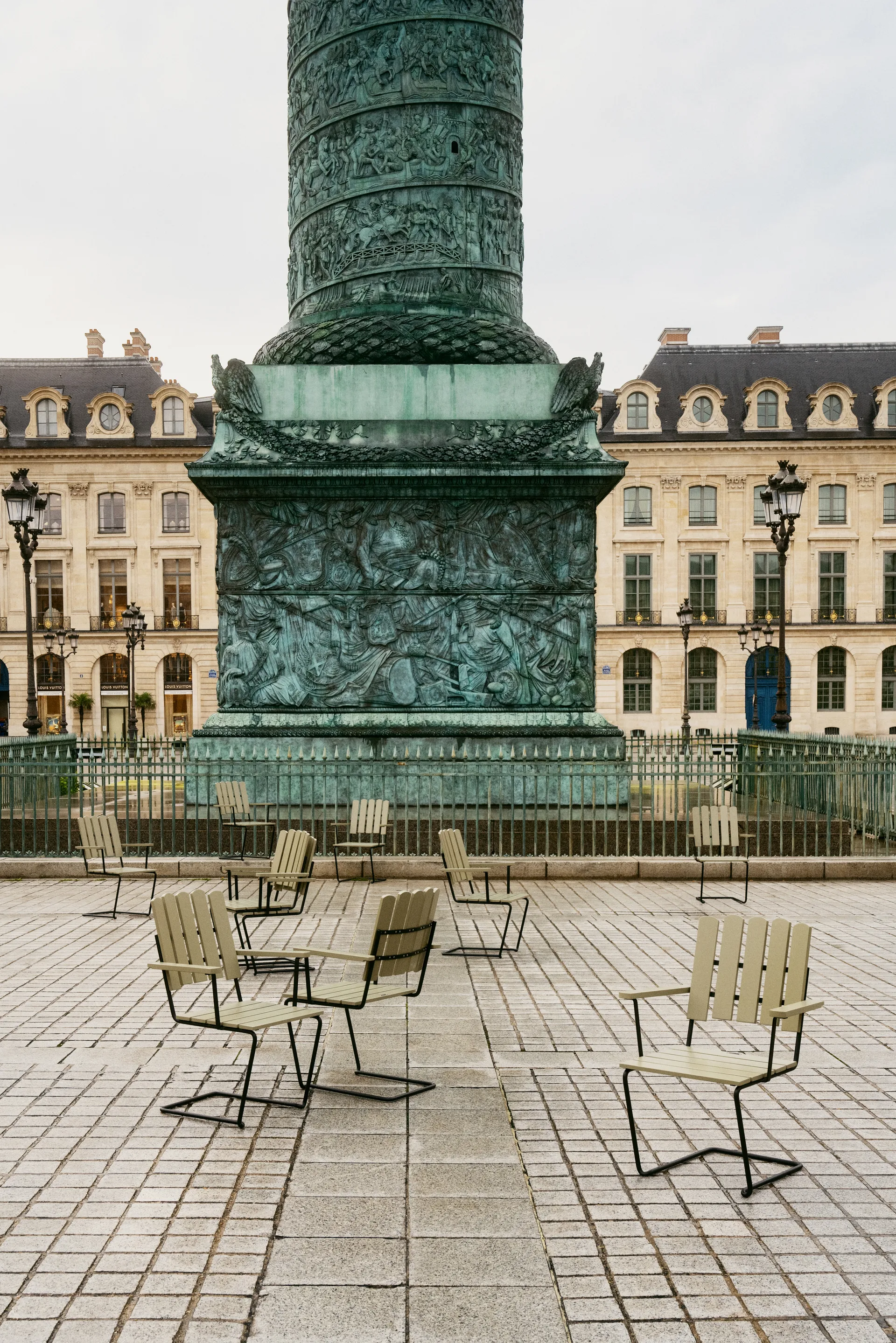 Poltrona A2, Verde claro carvalho-preto Grythyttan Stålmöbler