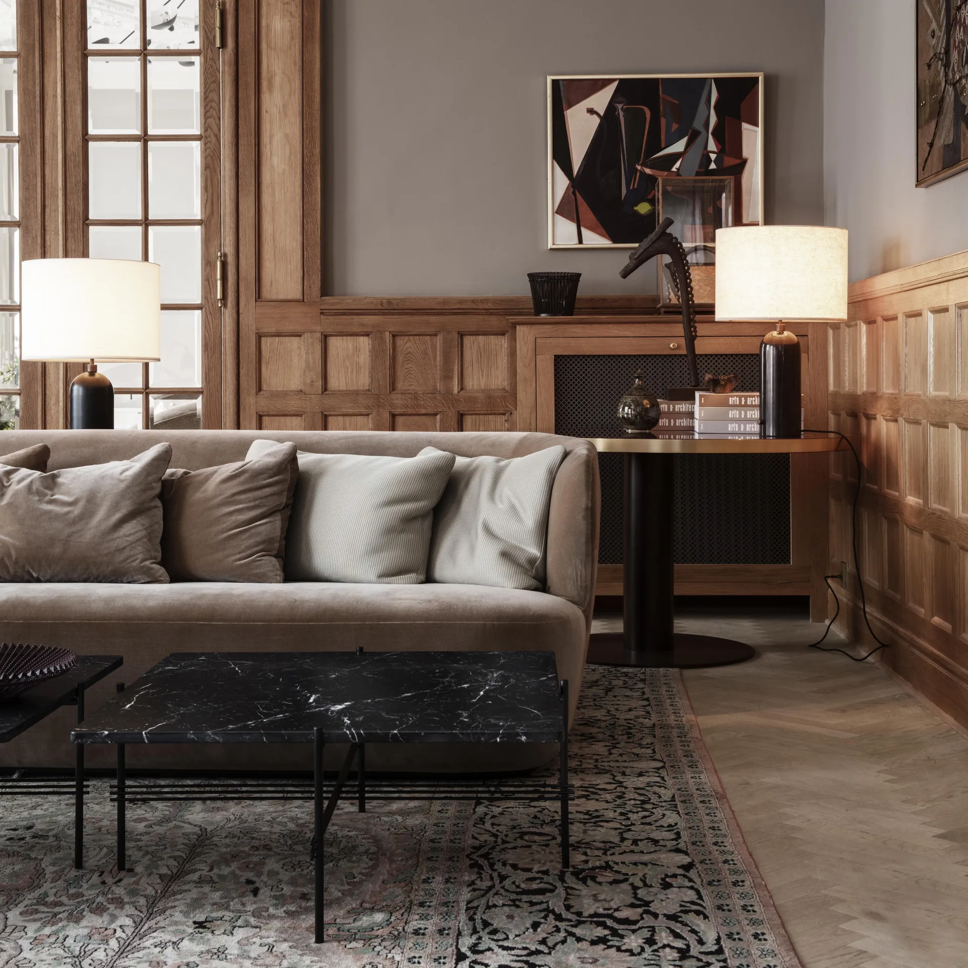 Candeeiro de mesa Gravity L, aço preto + abajur branco GUBI