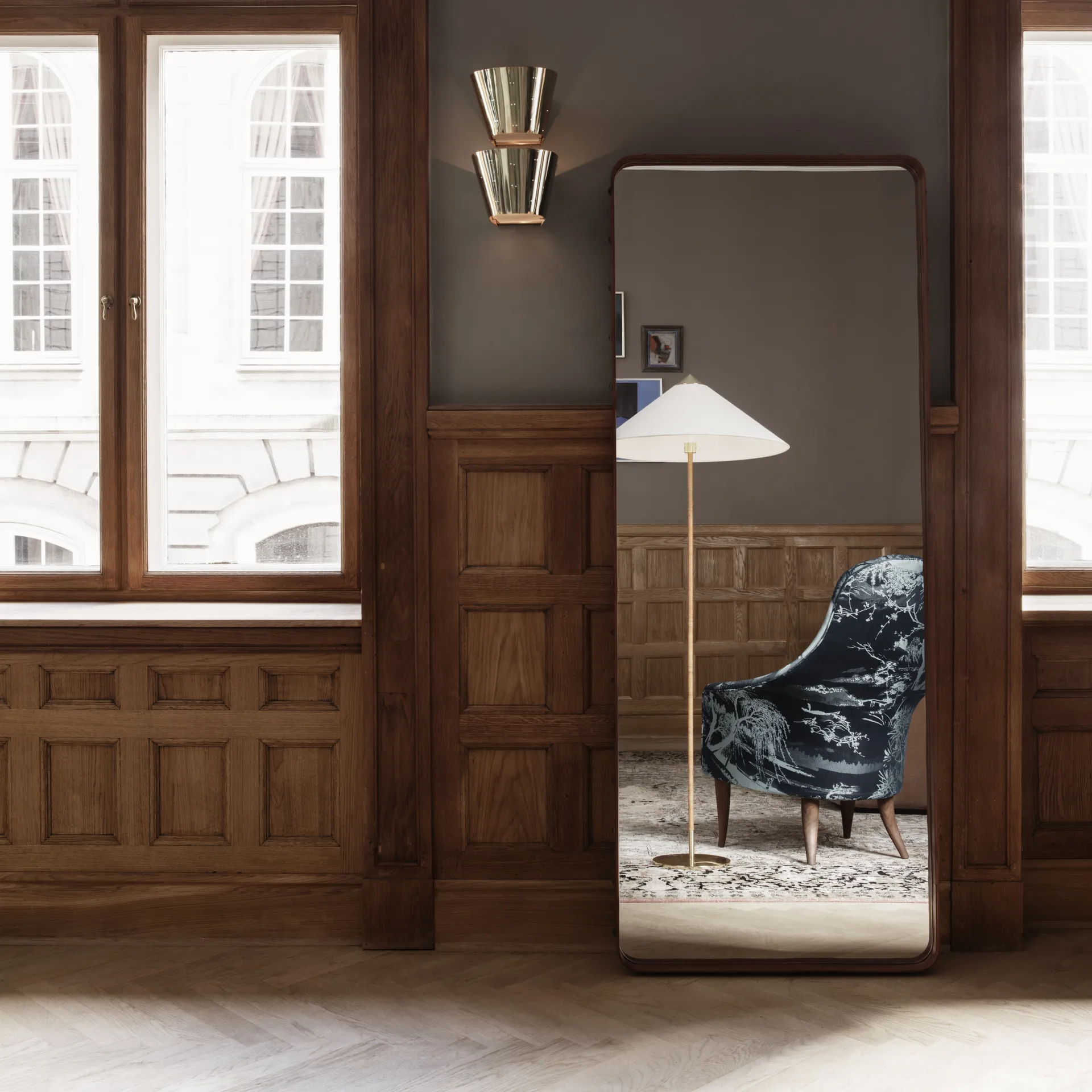 Candeeiro de parede 9464, Bronze GUBI