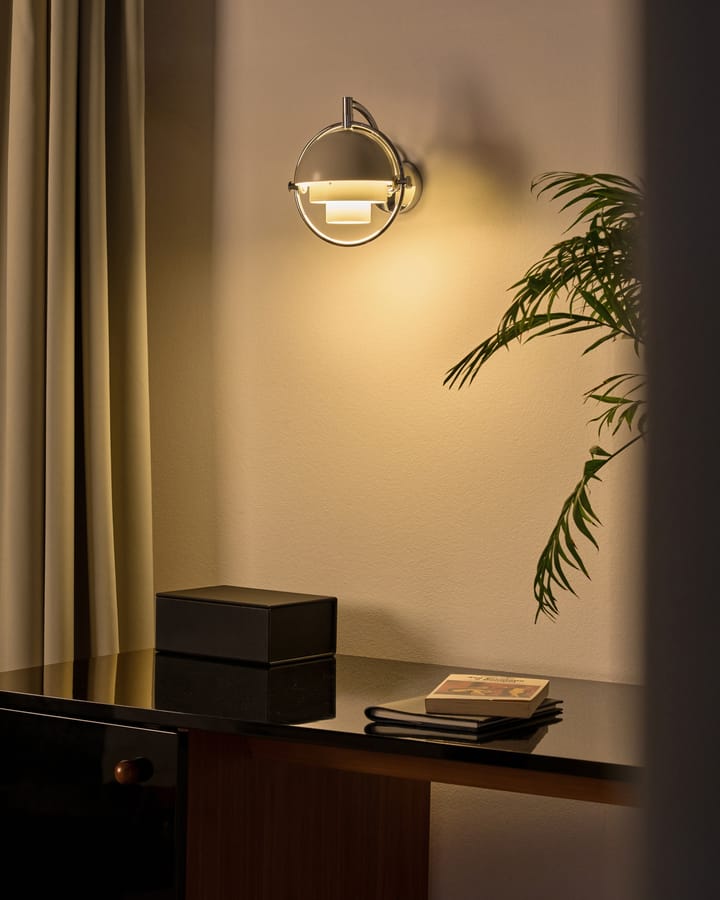 Candeeiro de parede Multi-Lite, Branco-cromado GUBI