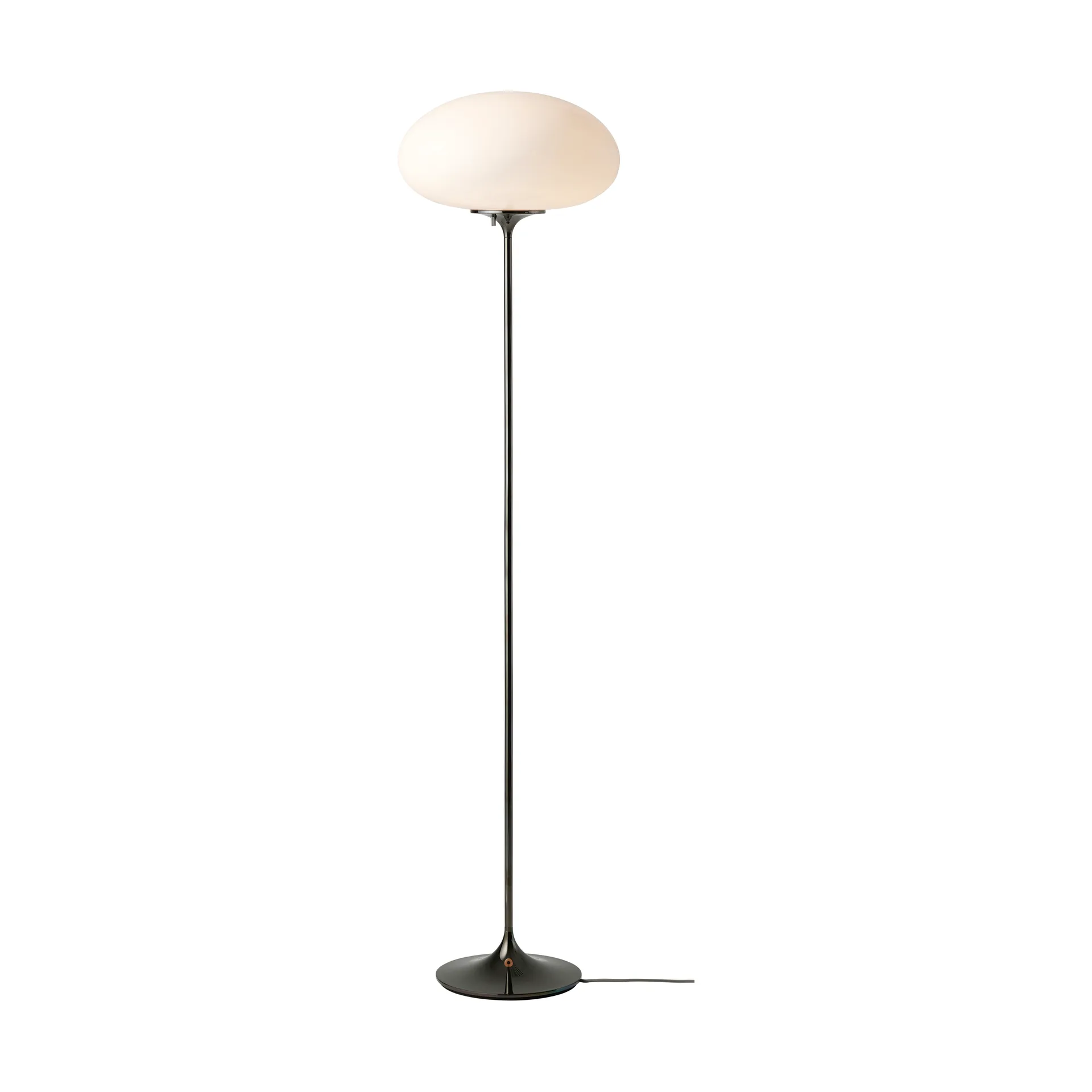 Candeeiro de pé Stemlite, Cromado preto-opalglas, 150 cm GUBI
