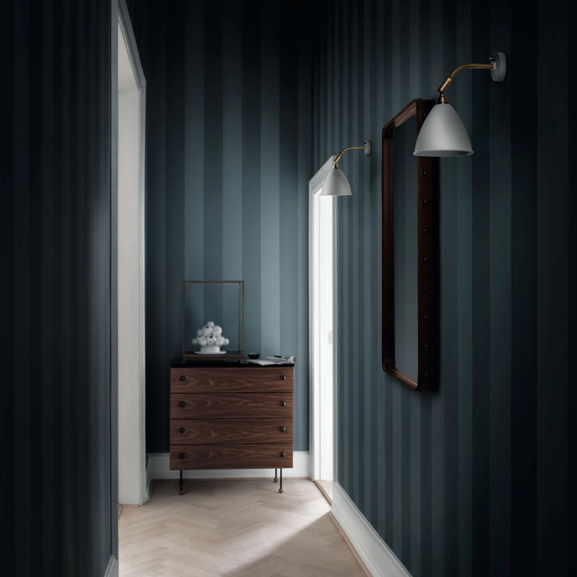 Cômoda Dresser 62, Nogueira americana, 6 gavetas GUBI