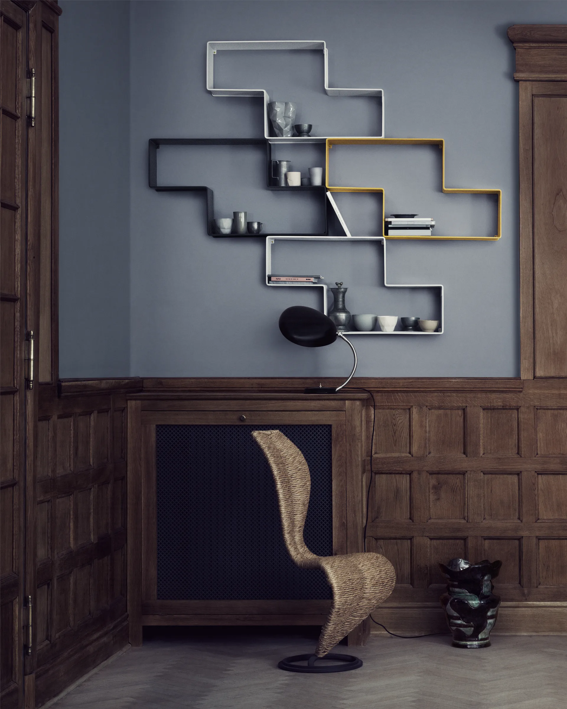 Estante de livros Matégot Dedal, Cream white-semi matte GUBI