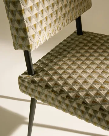 M-Chair cadeira - Amuleto 005-preto mate - GUBI