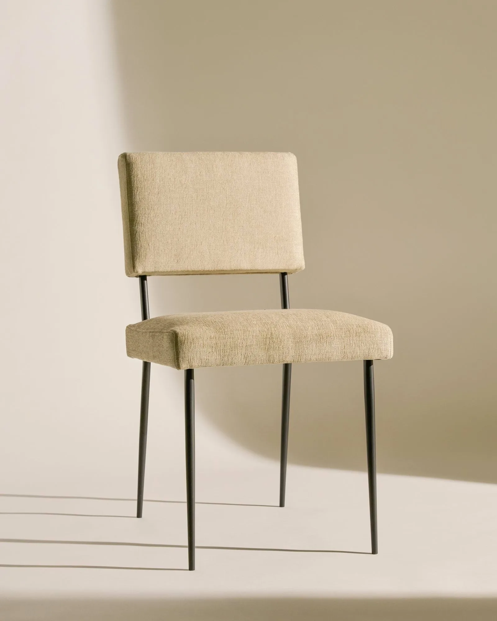 M-Chair cadeira, Bonito 075-preto mate GUBI