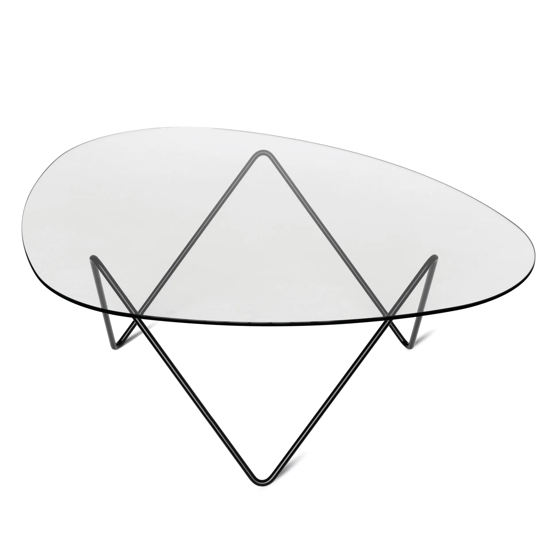 Pedrera mesa de centro, Pés pretos GUBI