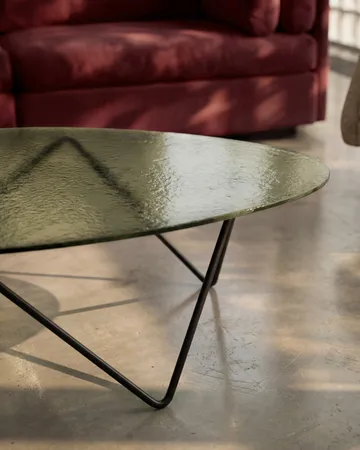 Pedrera mesa de centro - Preto semimate–vidro estrutural transparente - GUBI