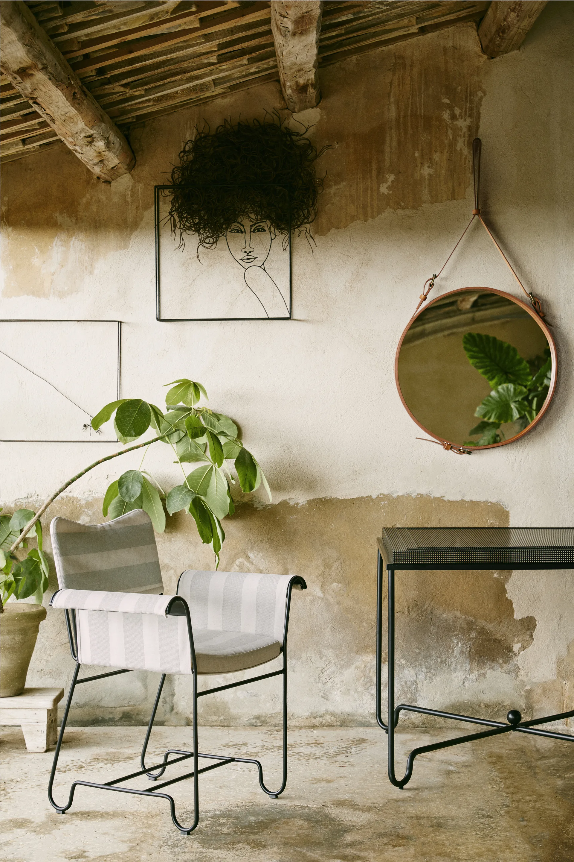 Tropique mesa 90x90x75 cm, Classic preto GUBI