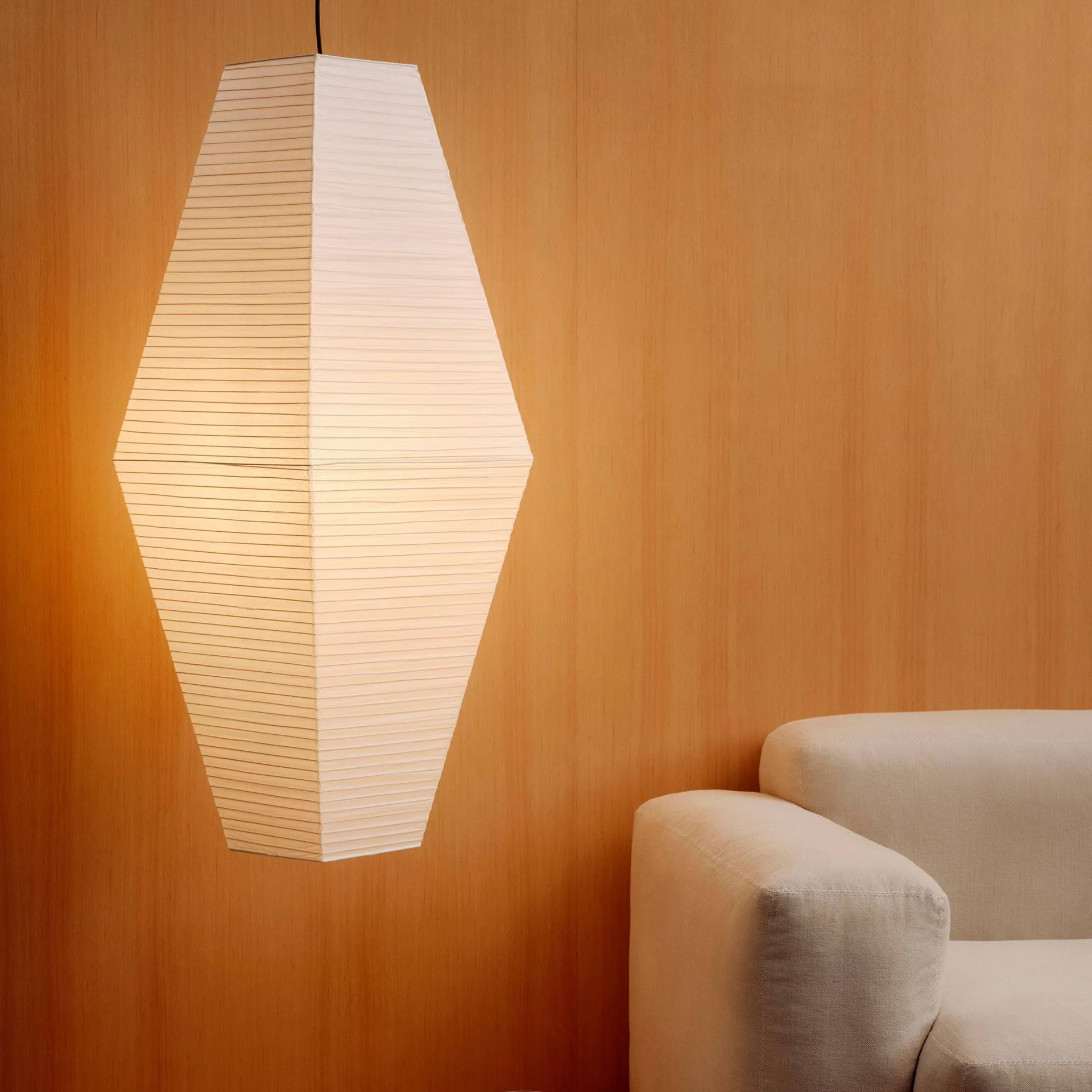 abajur Paper Shade Prism, Branco clássico, 40x110 cm HAY