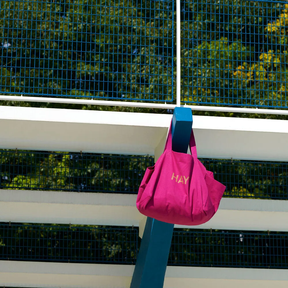 Bolsa Weekend bag, fuchsia HAY