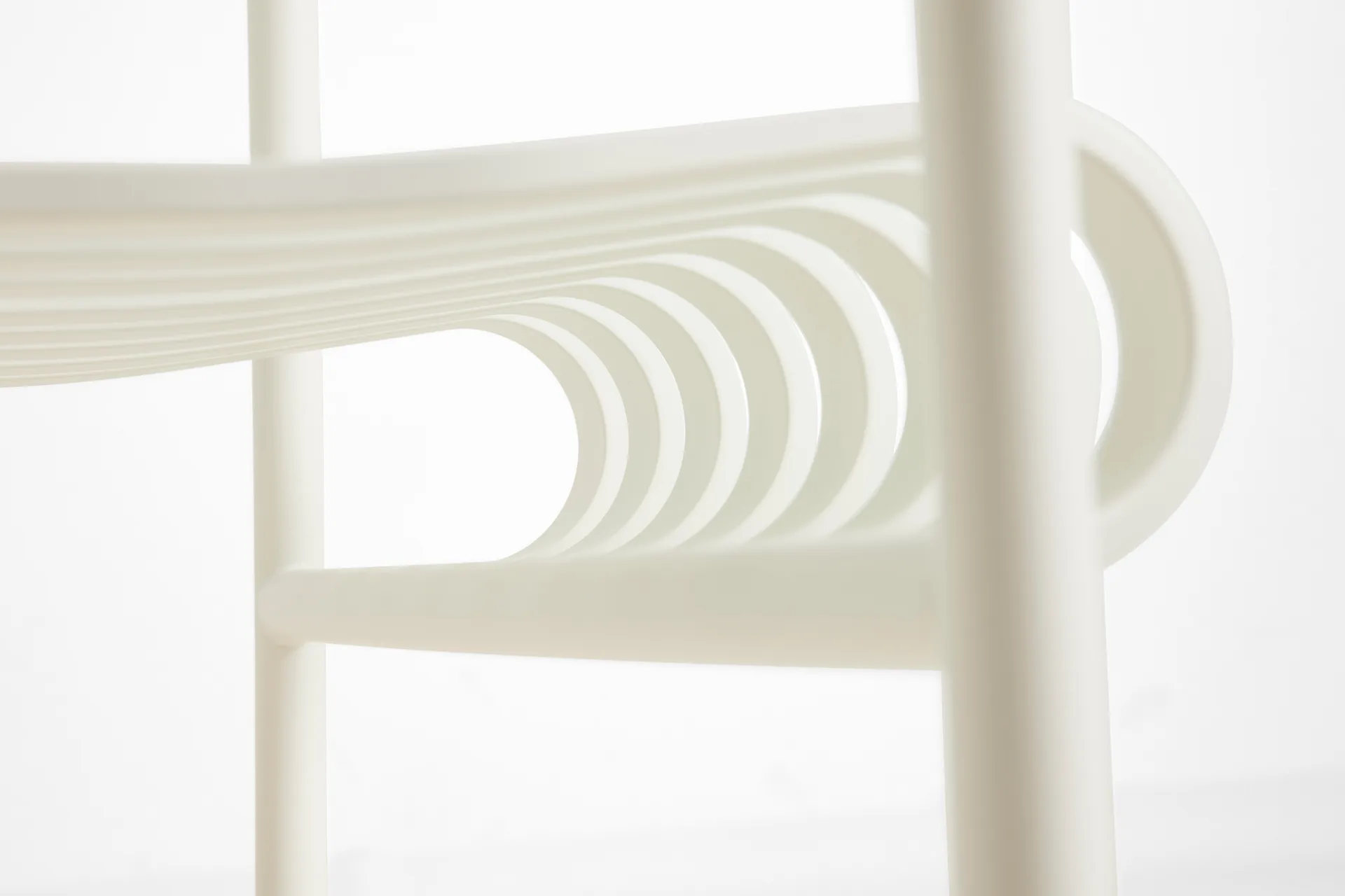 Cadeira com apoios de braços Palissade Dining, Cream white HAY