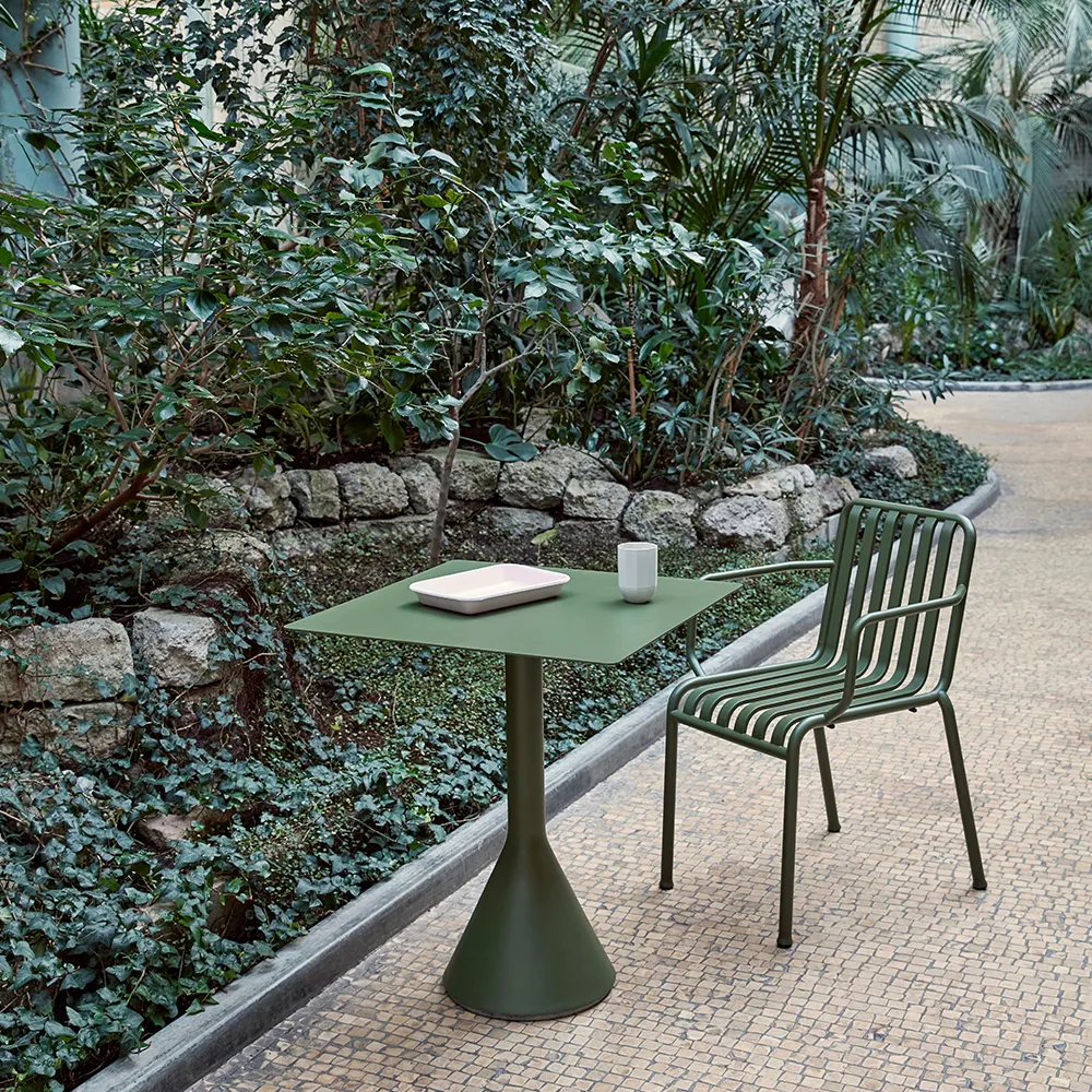 Cadeira com apoios de braços Palissade, Olive HAY