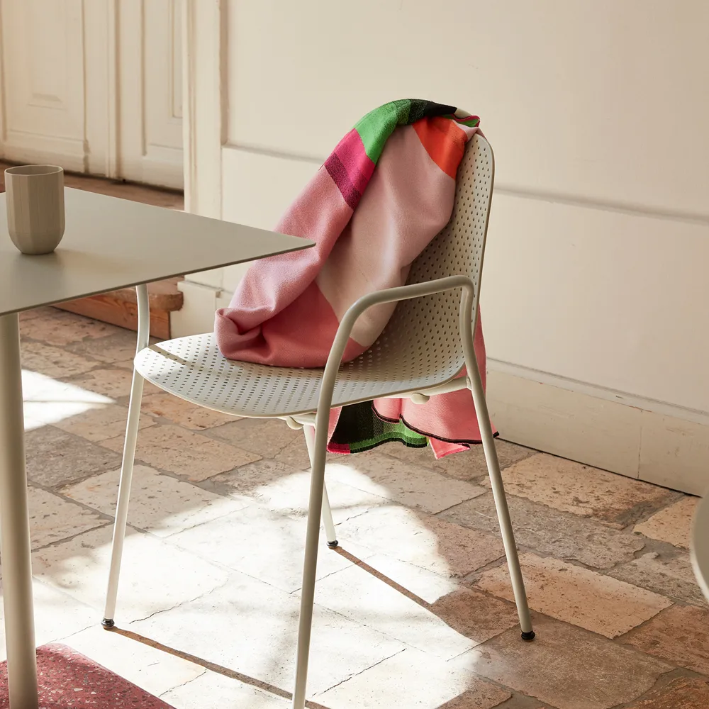 Cadeira com braços 13Eighty, Chalk white-grey white HAY