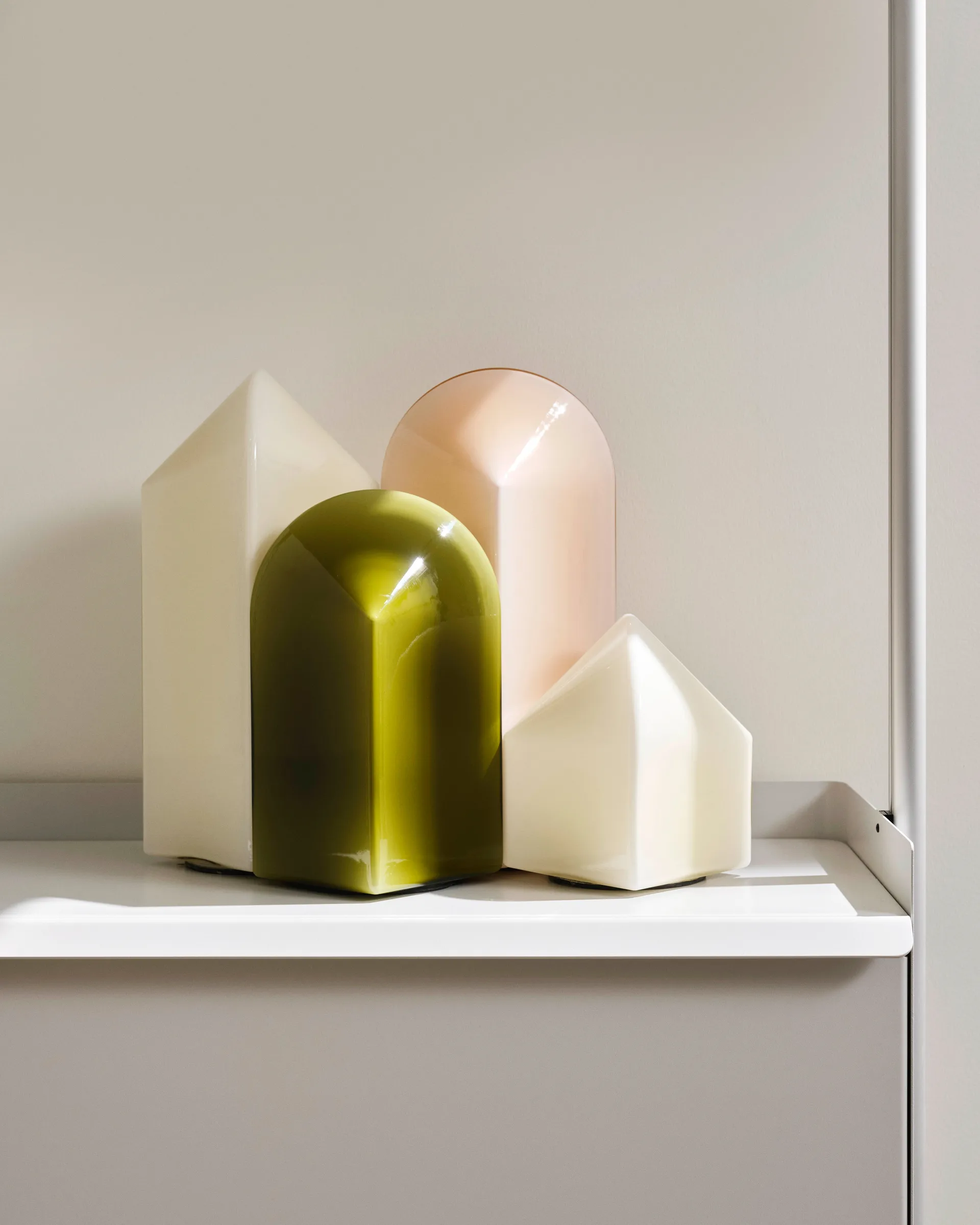 Candeeiro de mesa Parade 16 cm, Shell white HAY