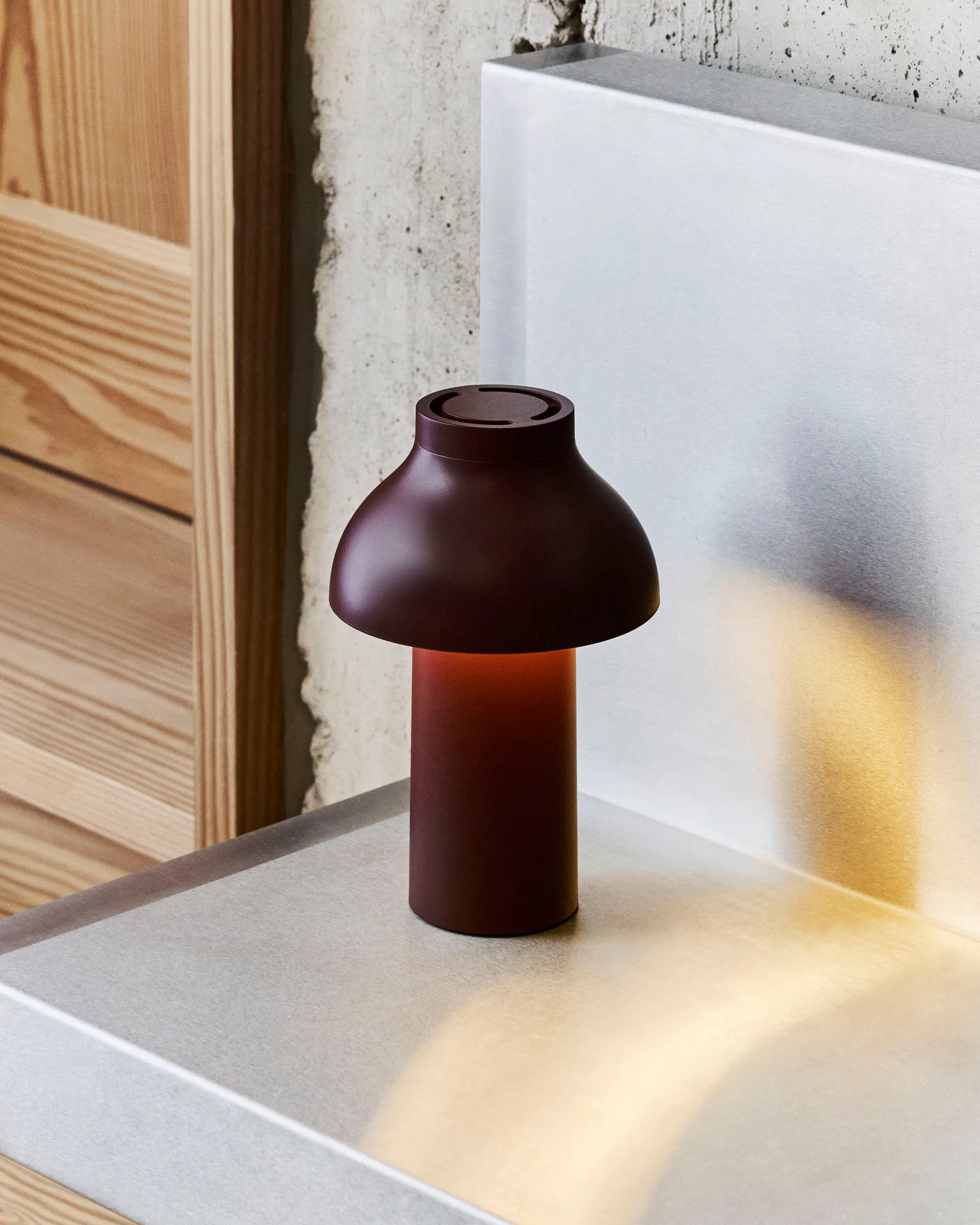 Candeeiro de mesa PC Portable No 2, Iron red HAY